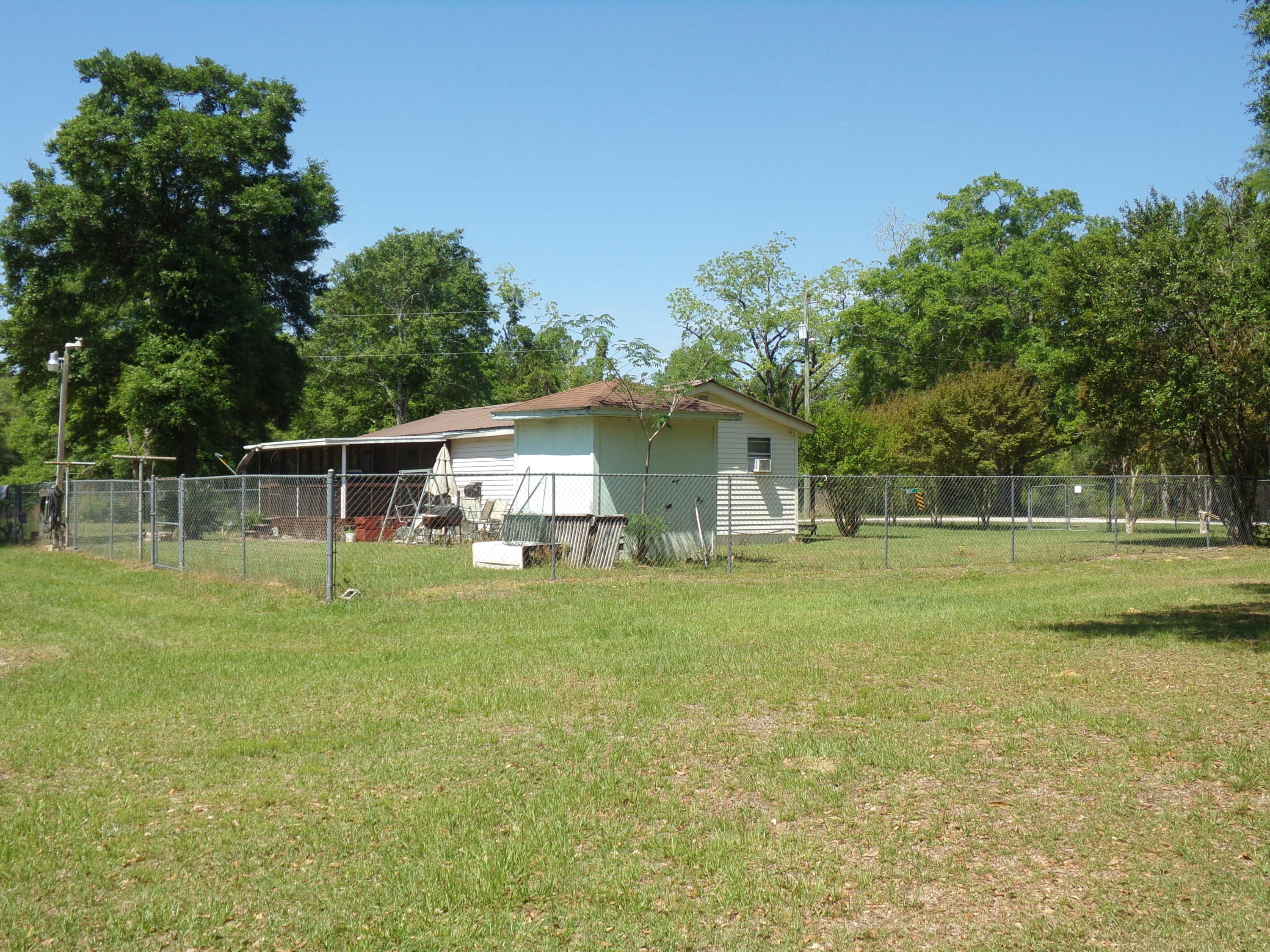 LAUREL HILL - Residential