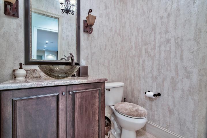 BURNT PINE - Residential