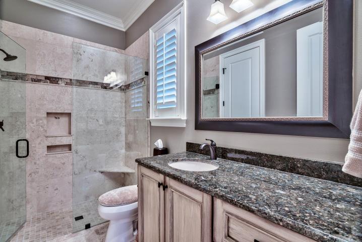 BURNT PINE - Residential