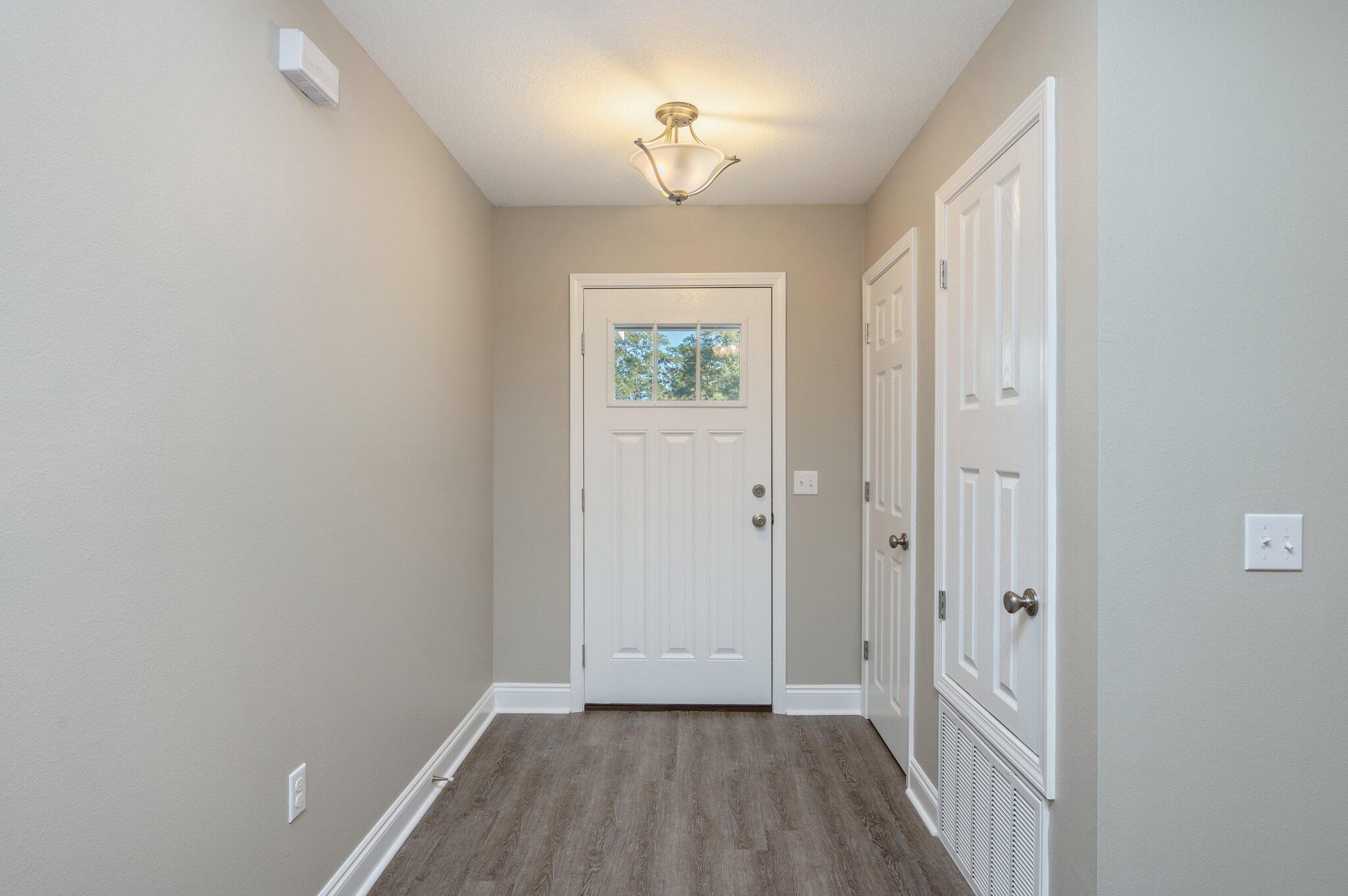 CRESTVIEW - Residential