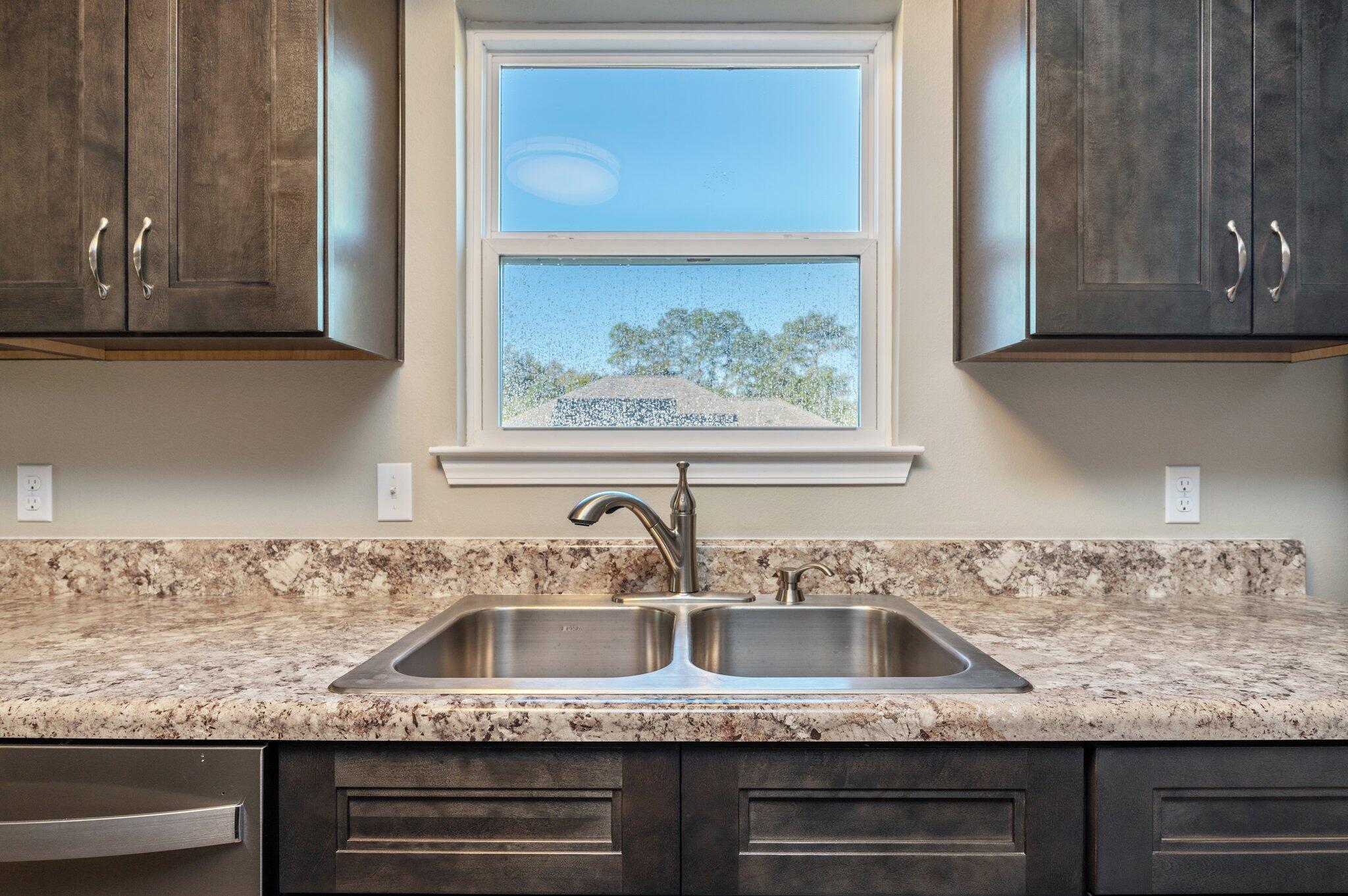 CRESTVIEW - Residential