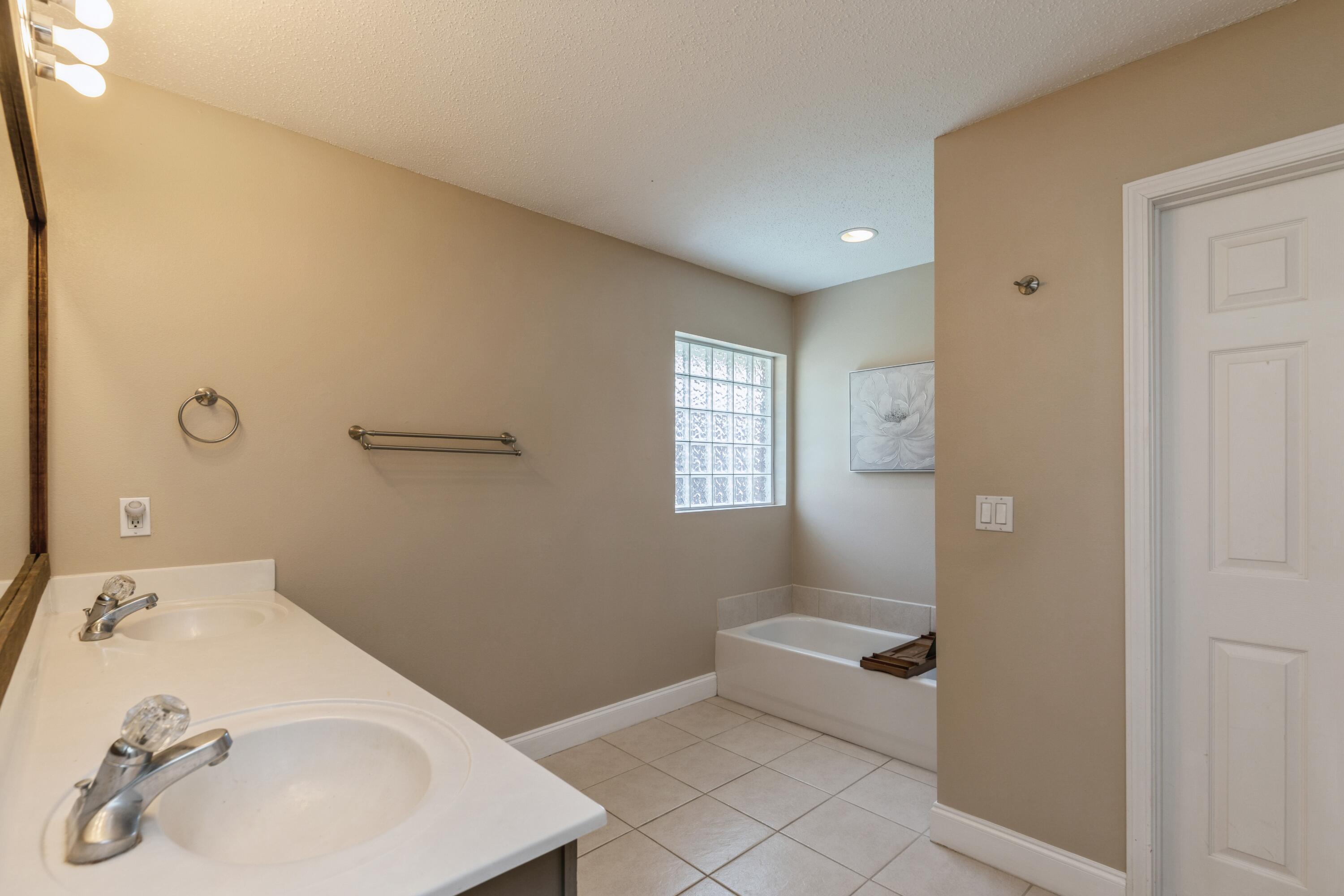 ANITOCH ESTATES S/D 3 - Residential