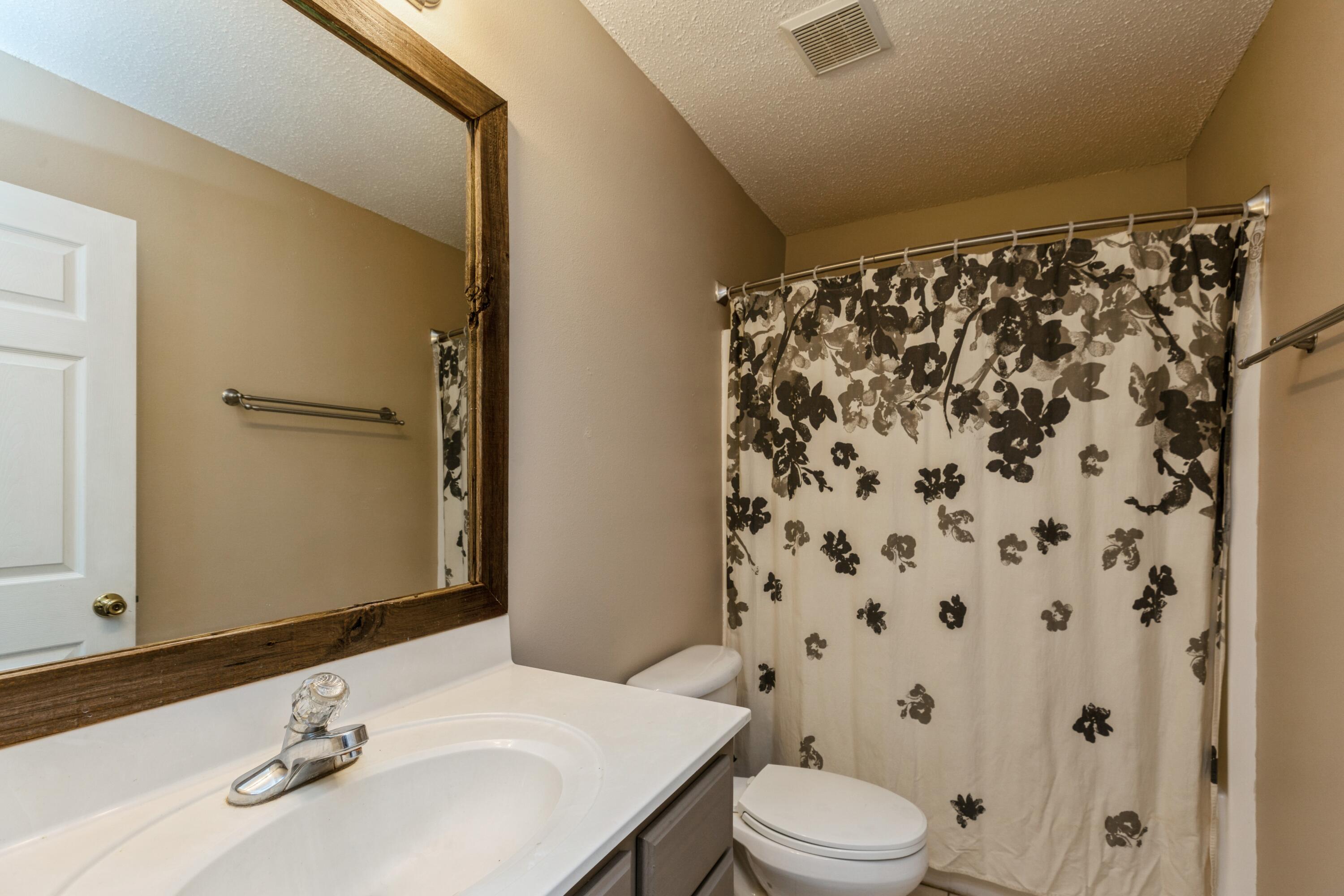 ANITOCH ESTATES S/D 3 - Residential