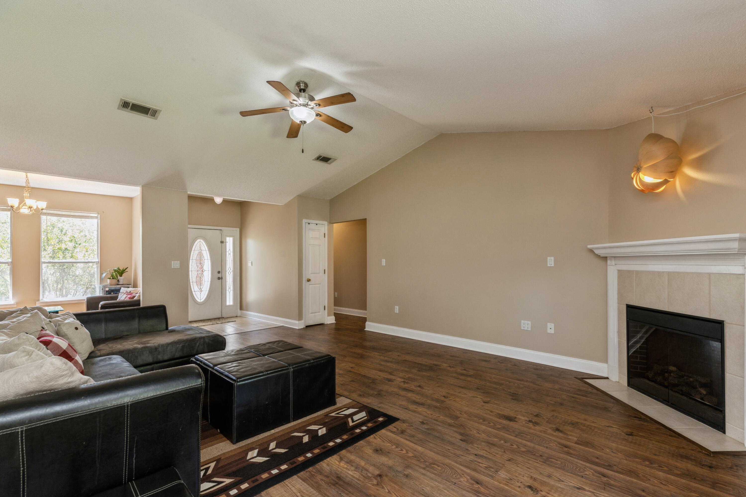 ANITOCH ESTATES S/D 3 - Residential