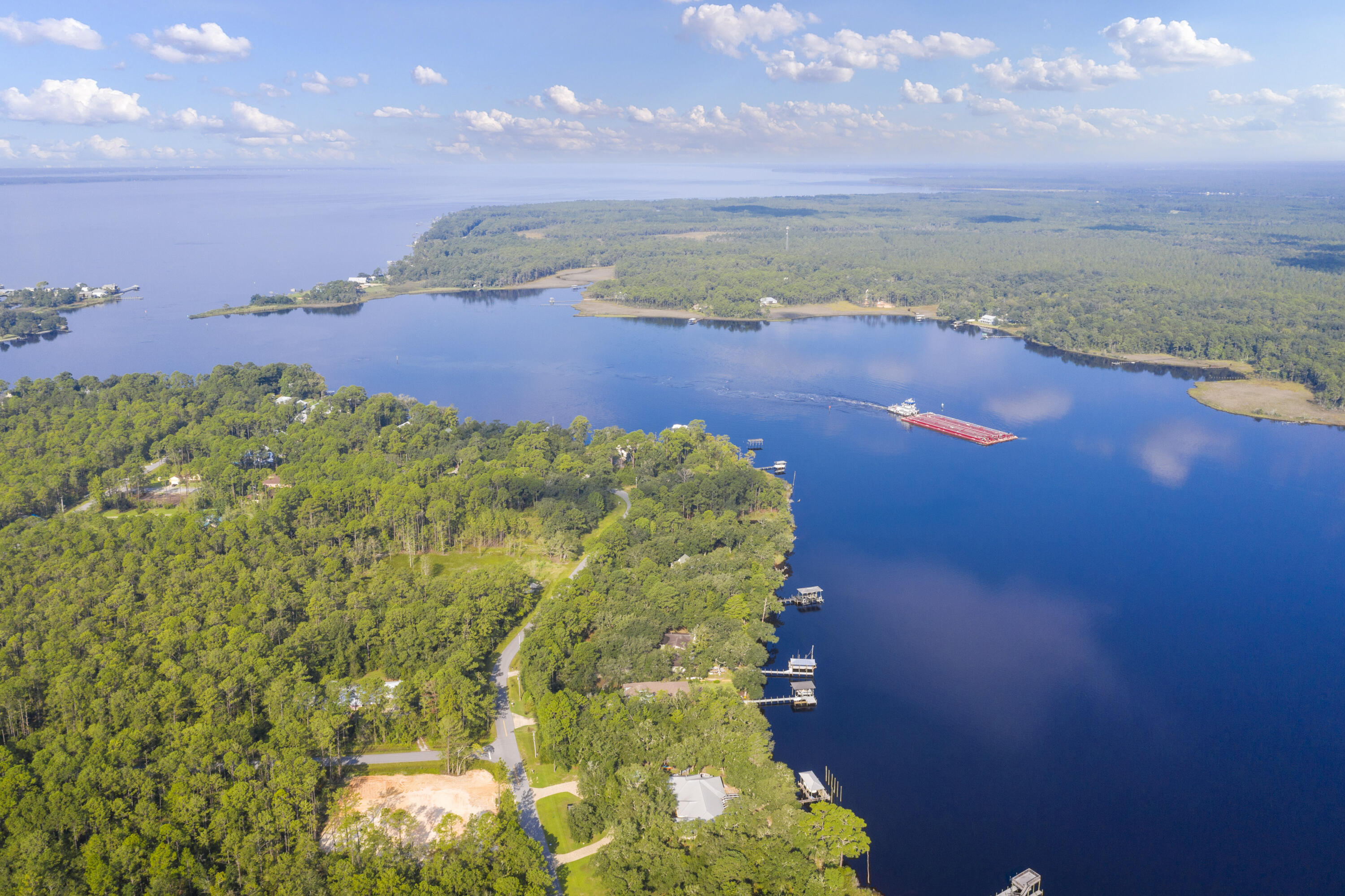 GARDEN OAKS ON THE BAY - Land