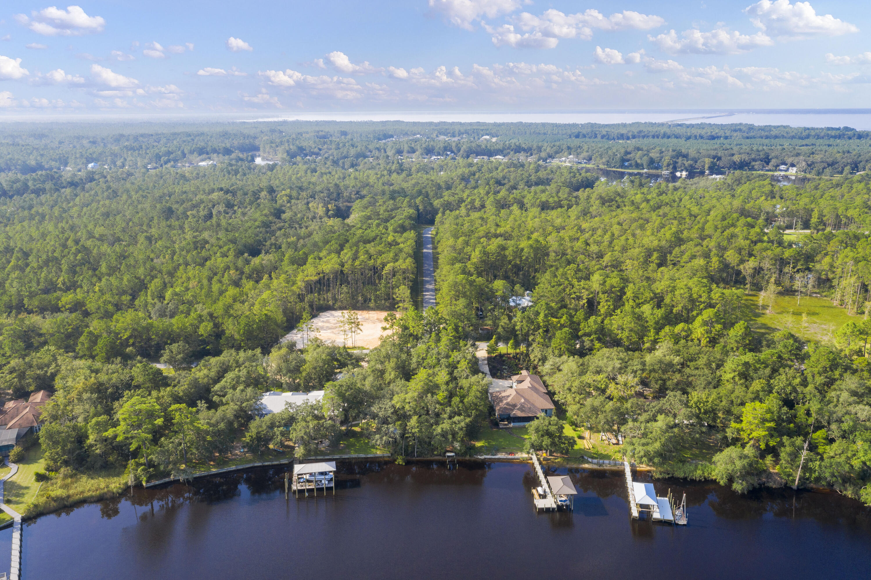 GARDEN OAKS ON THE BAY - Land