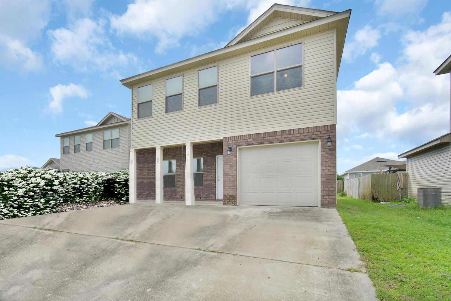 SHADOW LAKES - Residential