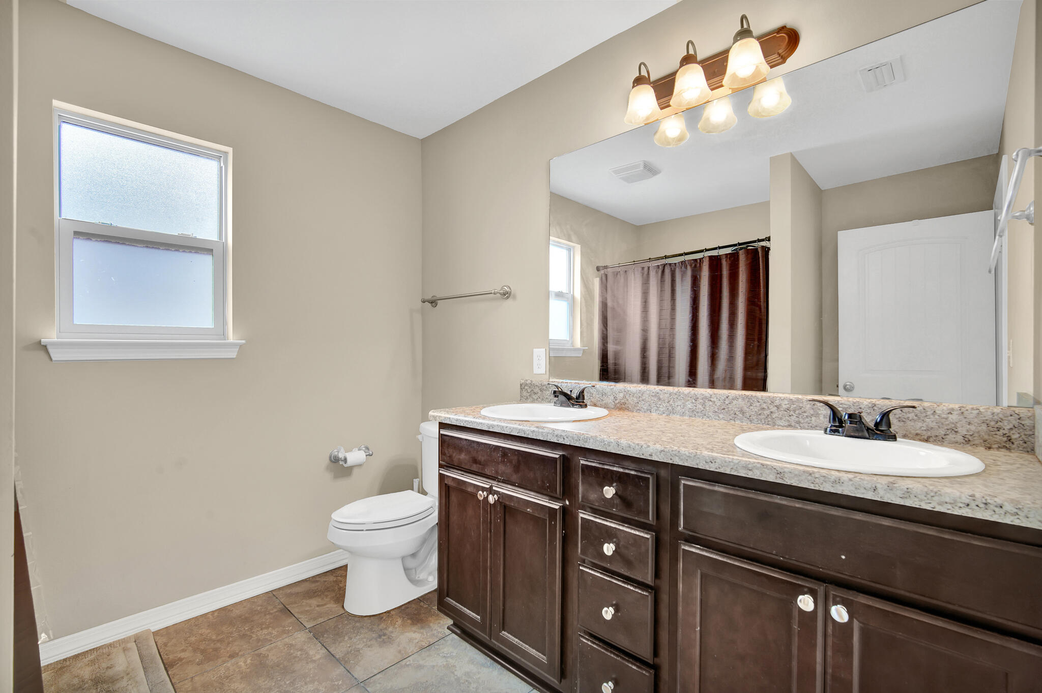 SHADOW LAKES - Residential