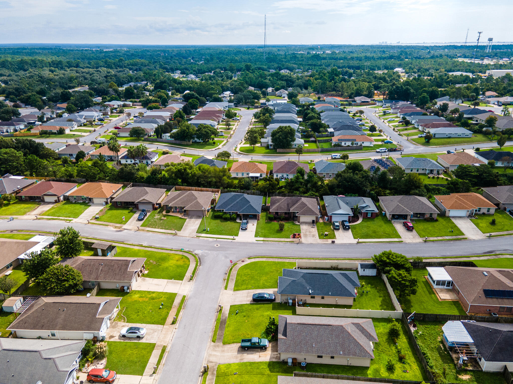 SHADOW LAKES - Residential