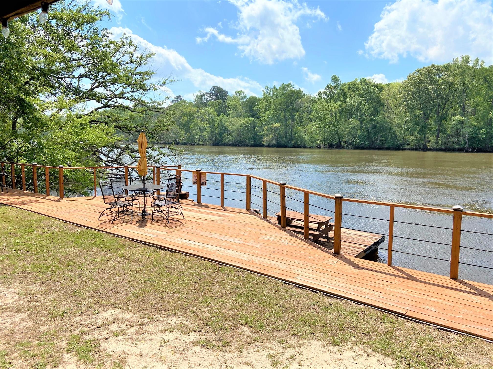 CHOCTAWHATCHEE RIVER ESTATES - Residential