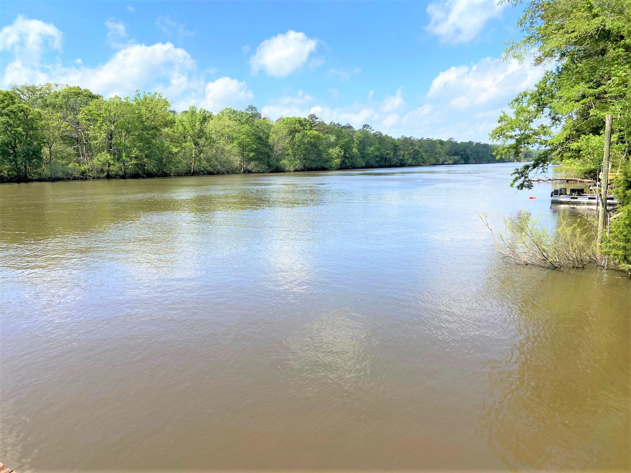 CHOCTAWHATCHEE RIVER ESTATES - Residential