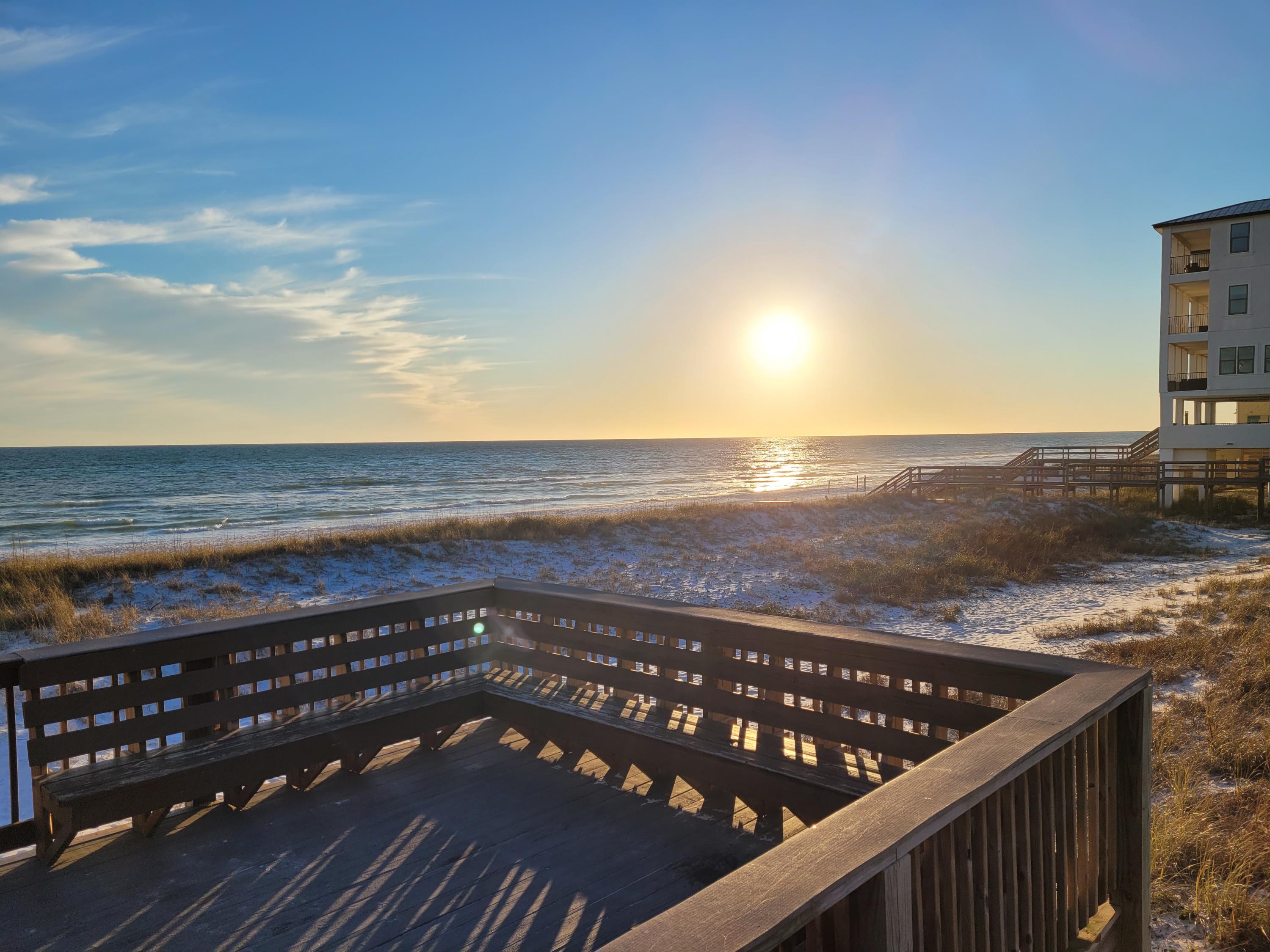 CHATEAU LA MER CONDO 2 - Residential