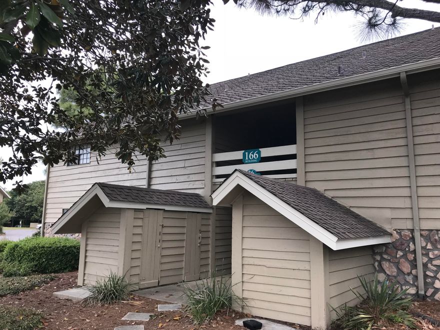 Come enjoy life at Seascape Resort. TENNIS Courts outside your front door and GOLF just out the back what more is there to love? The location of this ground floor unit couldn't be better. Easily sleeping 8 this unit is priced for you to come make it your own. Seascape is an amazing resort with restaurants, family activities, beach access and much more. Tired of the beach? Visit one of the 5 pools located on the resort or take in a round of golf at the well known Seascape golf course.