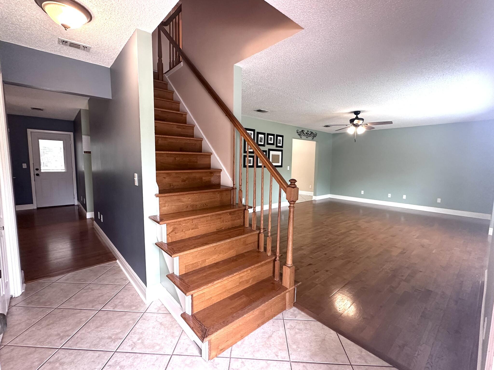 EAST BAY RIVER ESTATES 1ST ADDN - Residential Lease