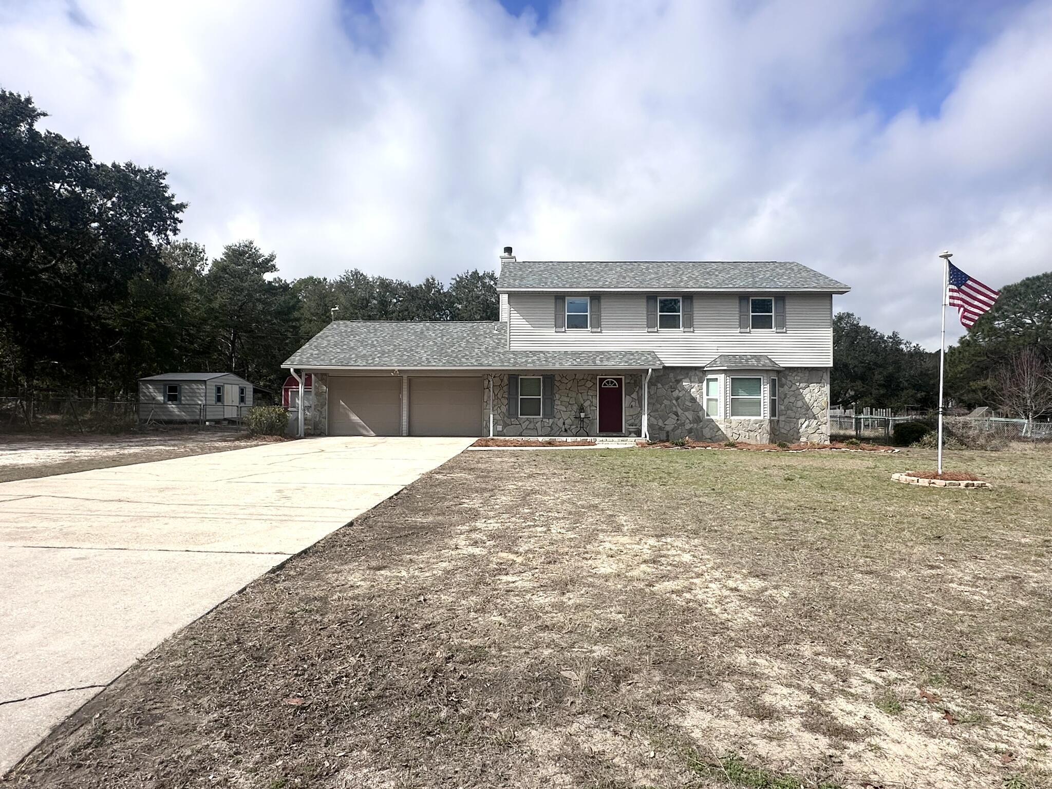 EAST BAY RIVER ESTATES 1ST ADDN - Residential Lease