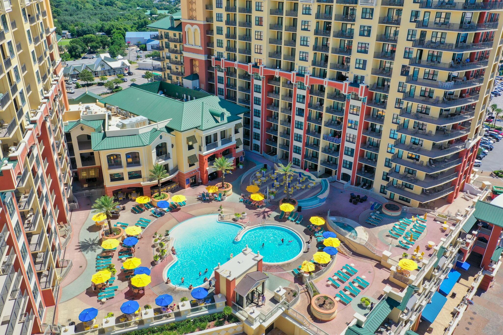 EMERALD GRANDE - Residential