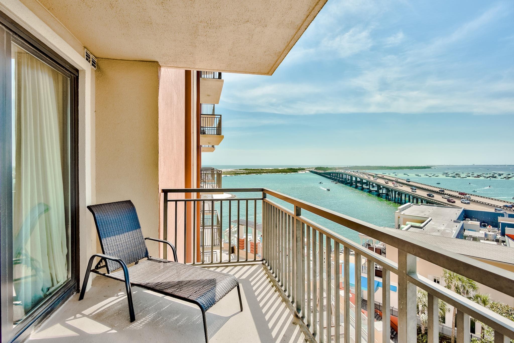 EMERALD GRANDE - Residential