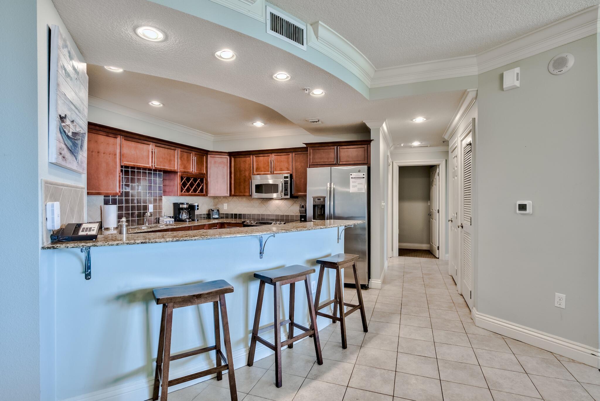 EMERALD GRANDE - Residential