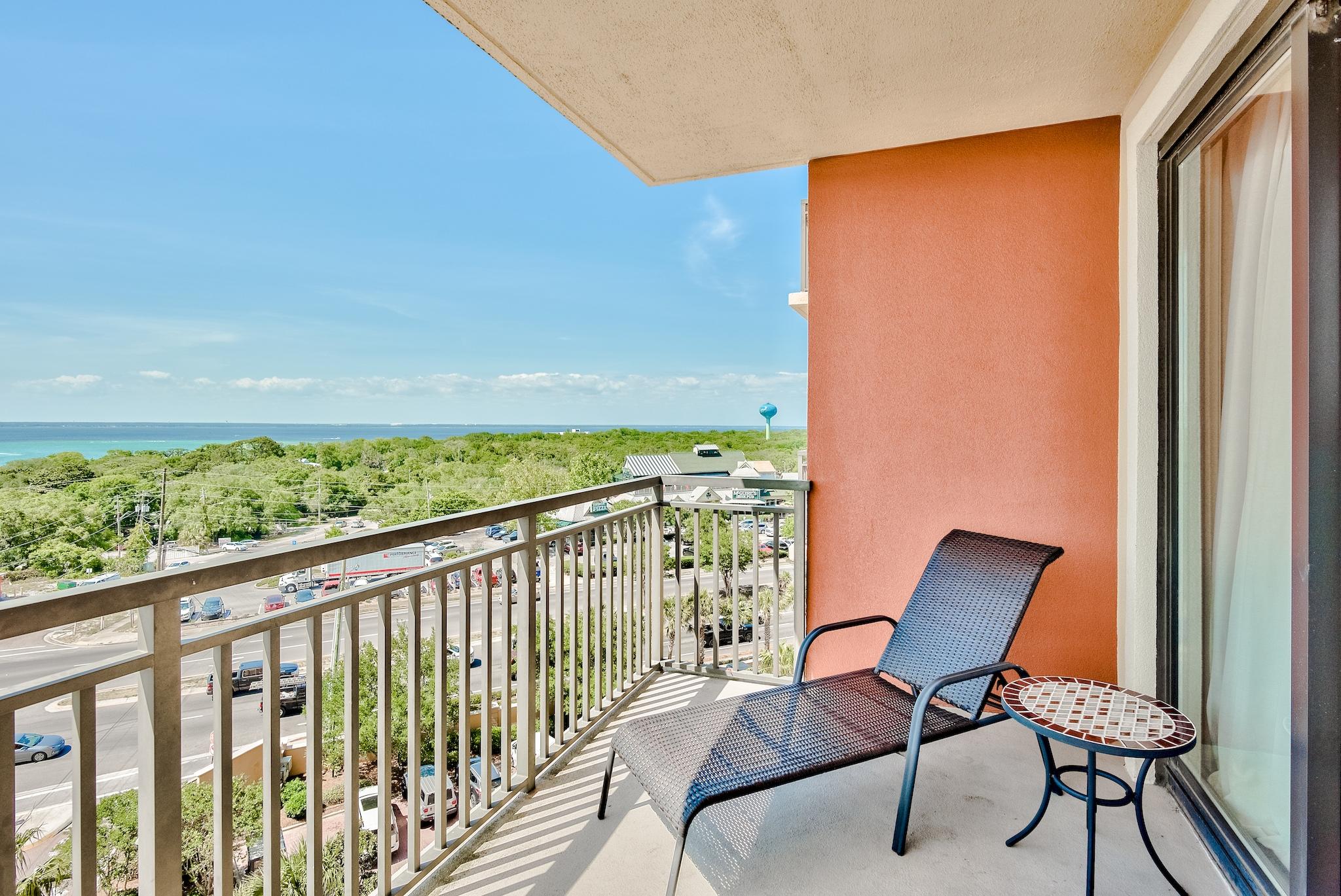 EMERALD GRANDE - Residential