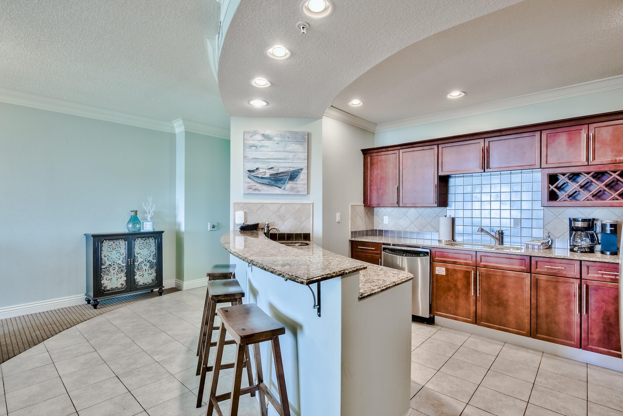 EMERALD GRANDE - Residential