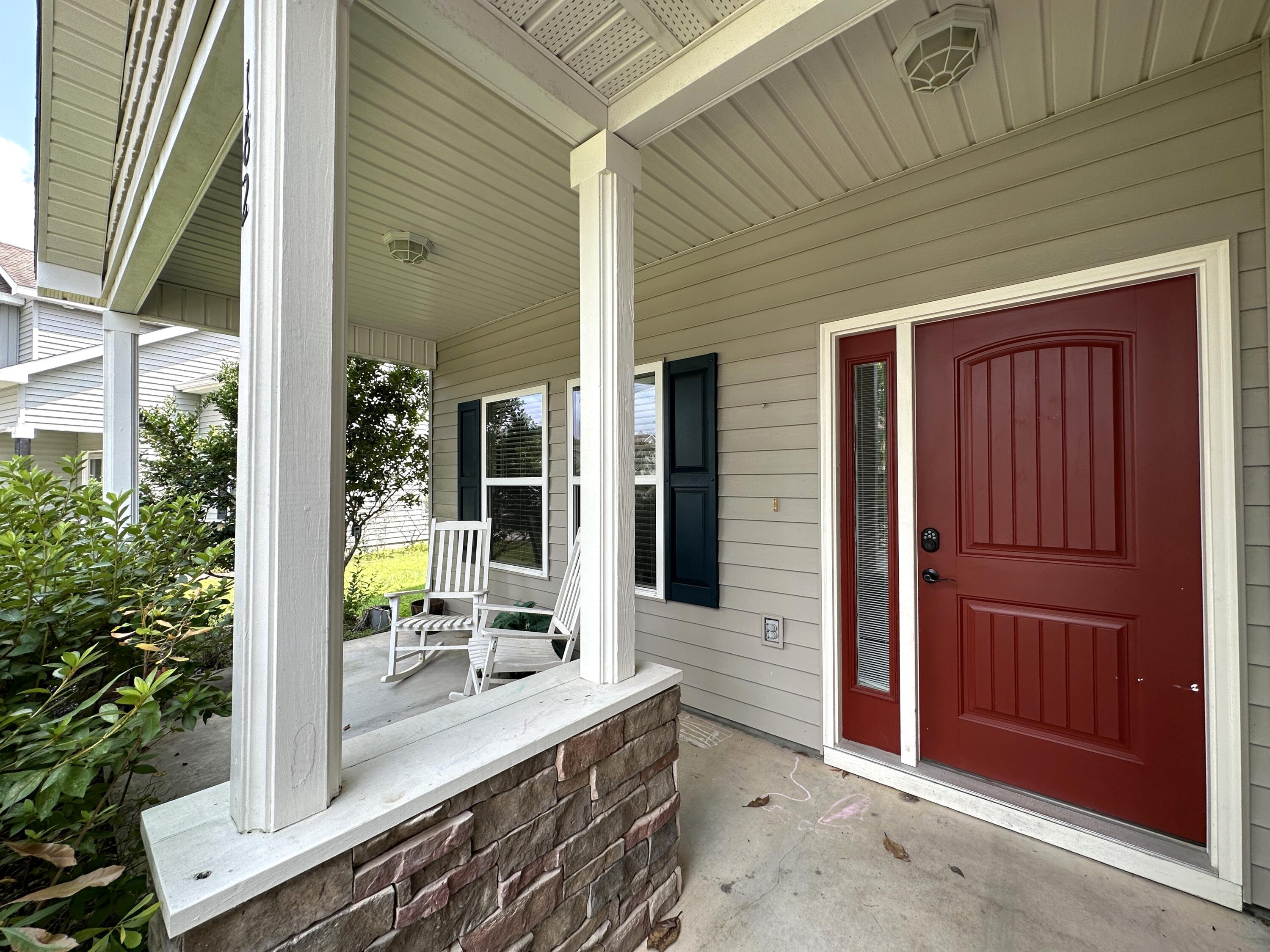 SANDY RIDGE ESTATES - Residential Lease