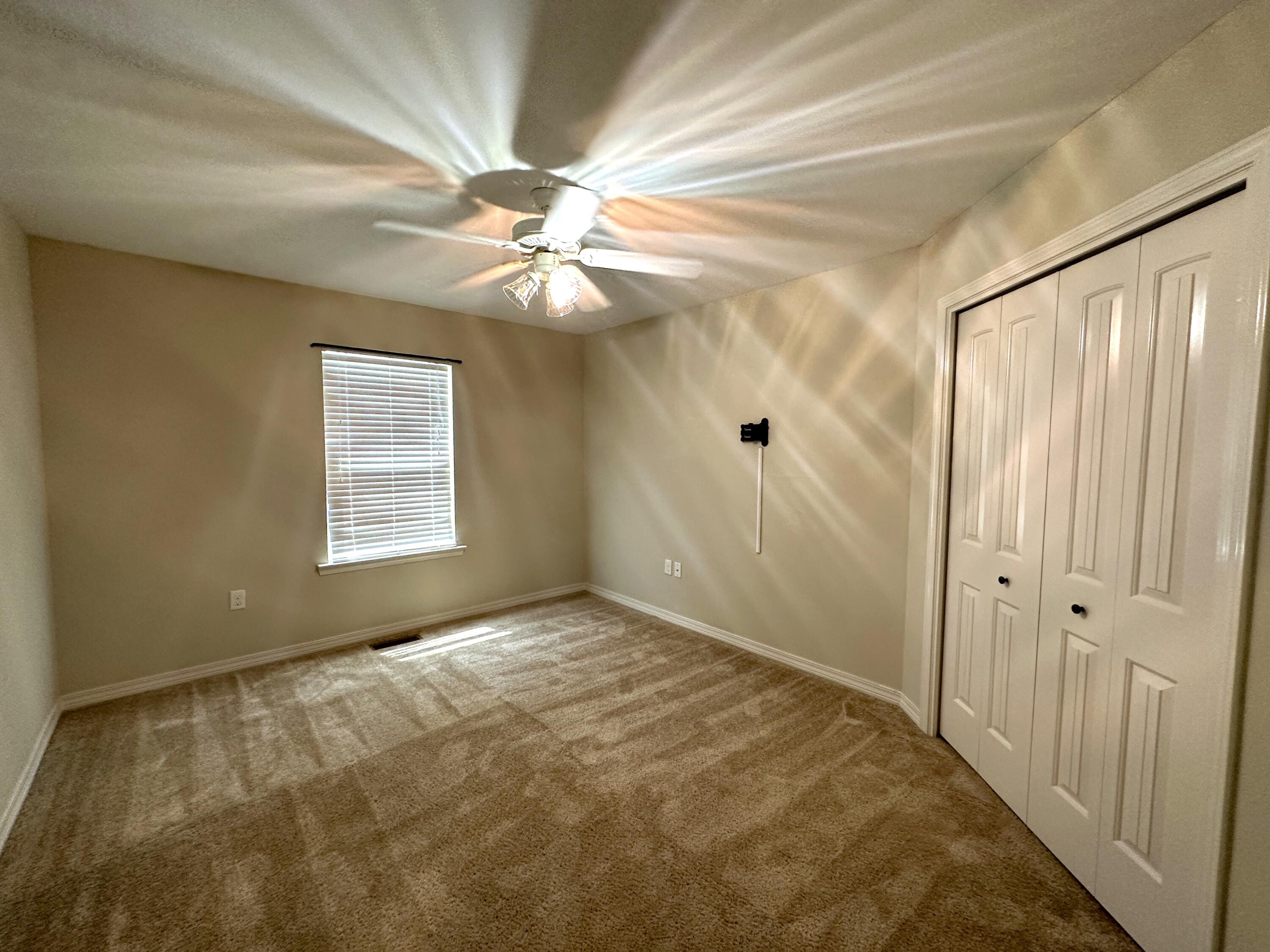 SANDY RIDGE ESTATES - Residential Lease