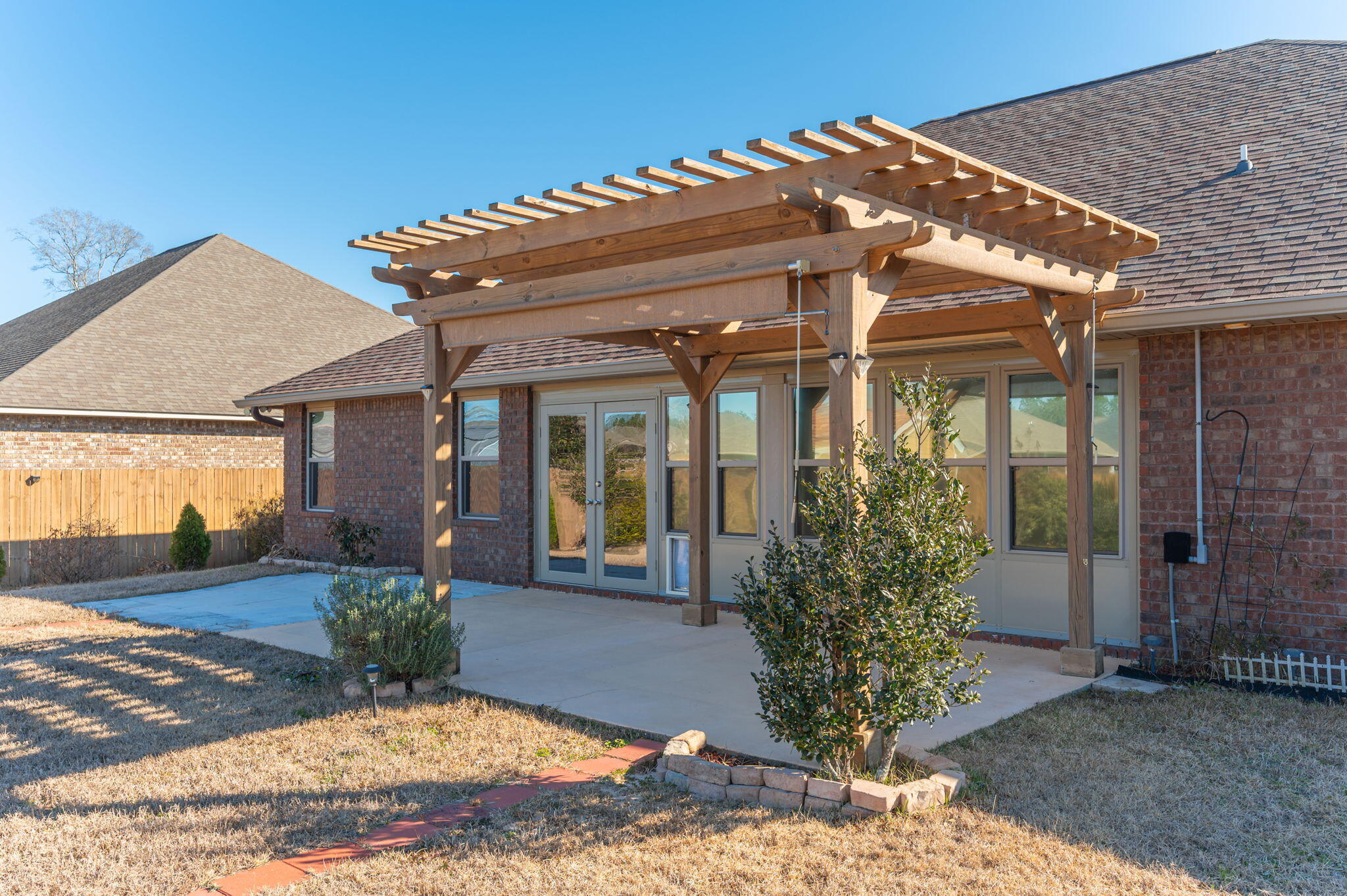 HOLLEY-CLIFF ESTATES - Residential