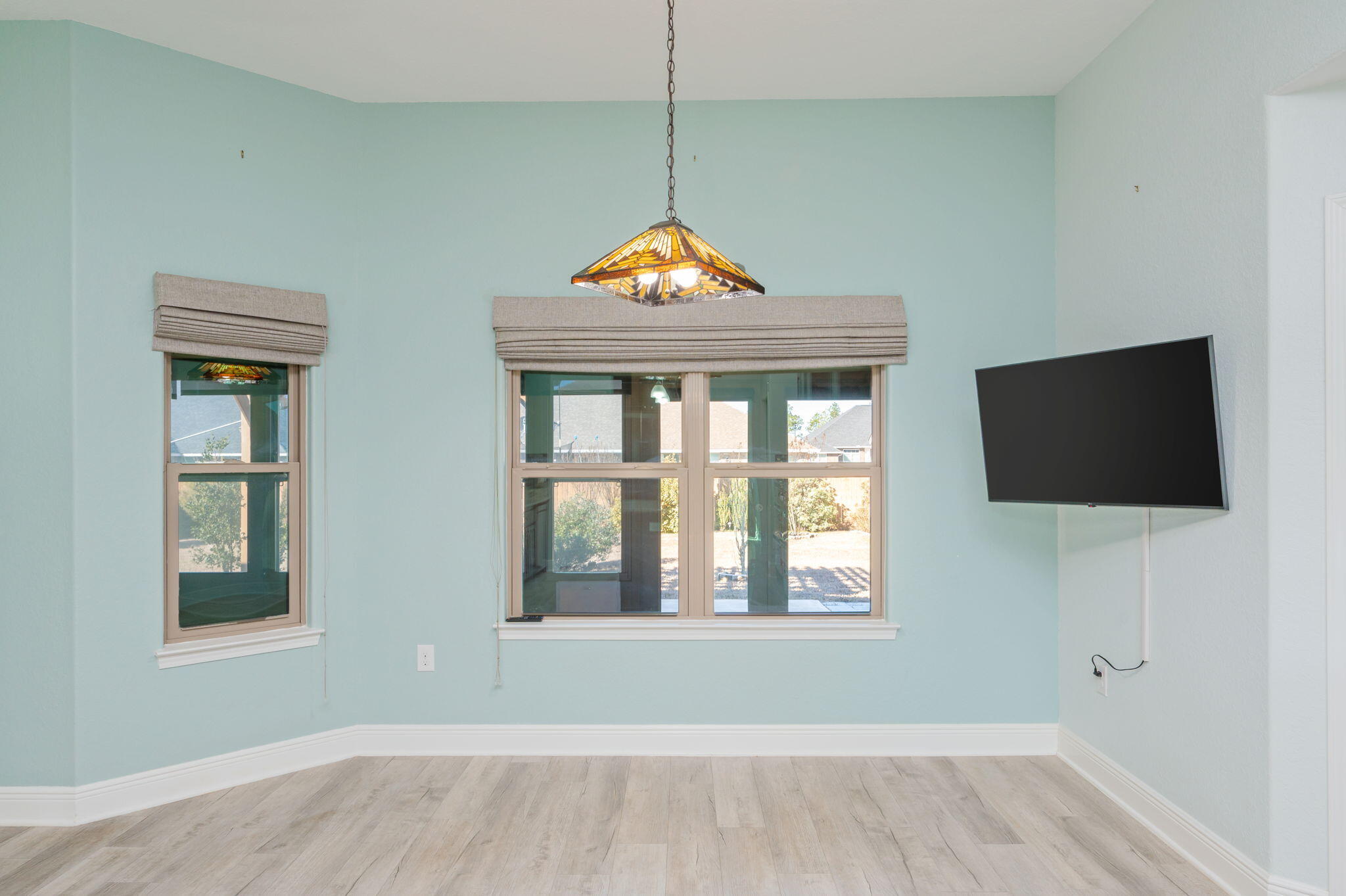 HOLLEY-CLIFF ESTATES - Residential