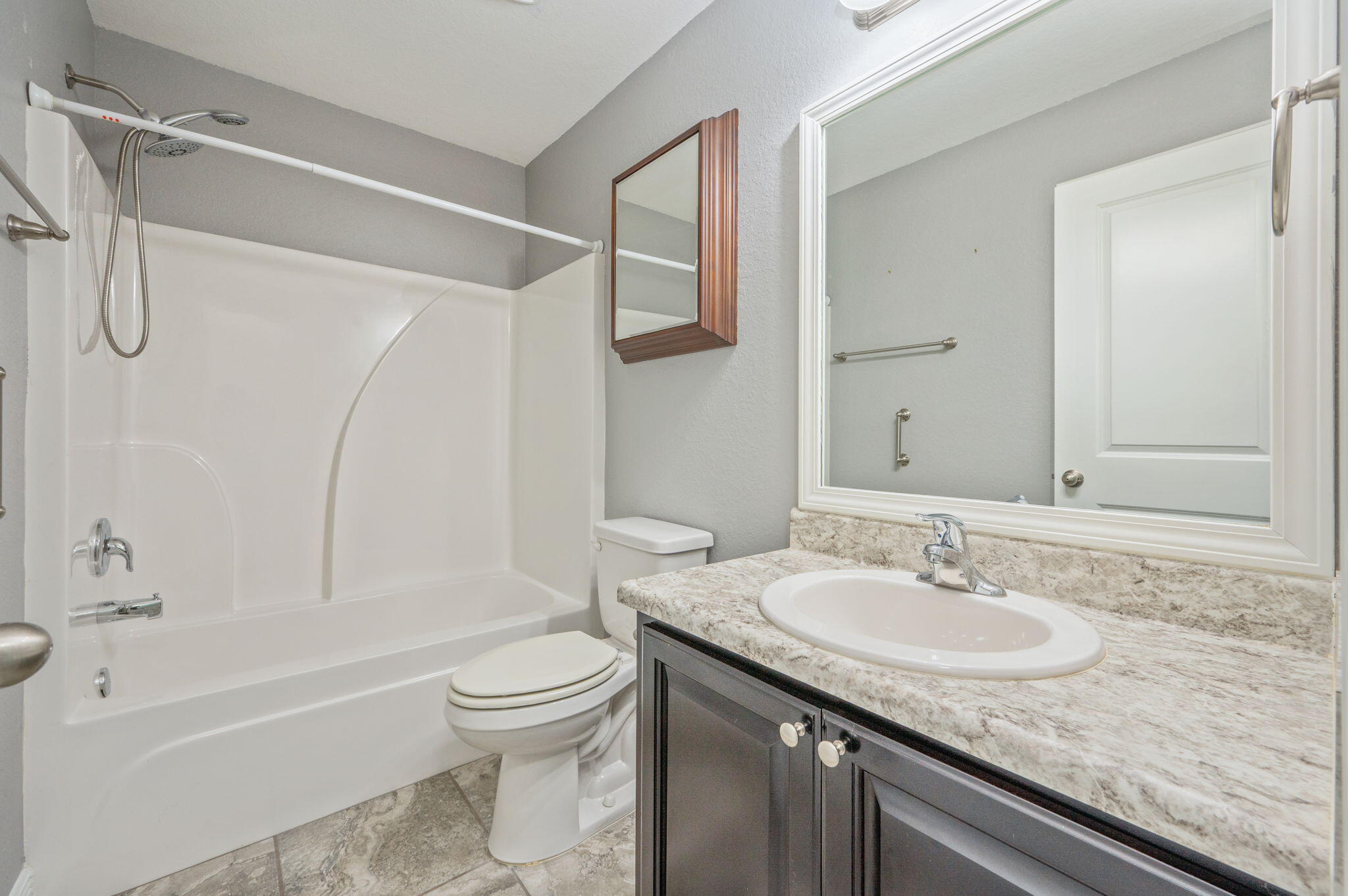 HOLLEY-CLIFF ESTATES - Residential