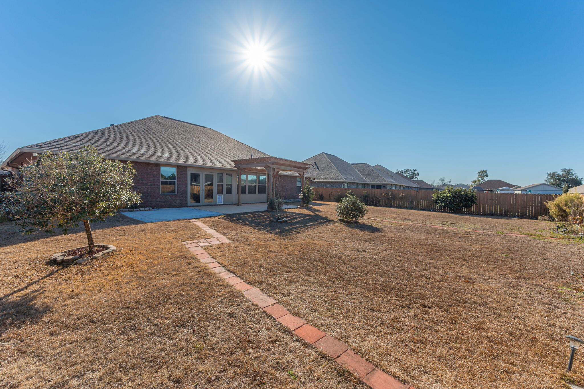 HOLLEY-CLIFF ESTATES - Residential