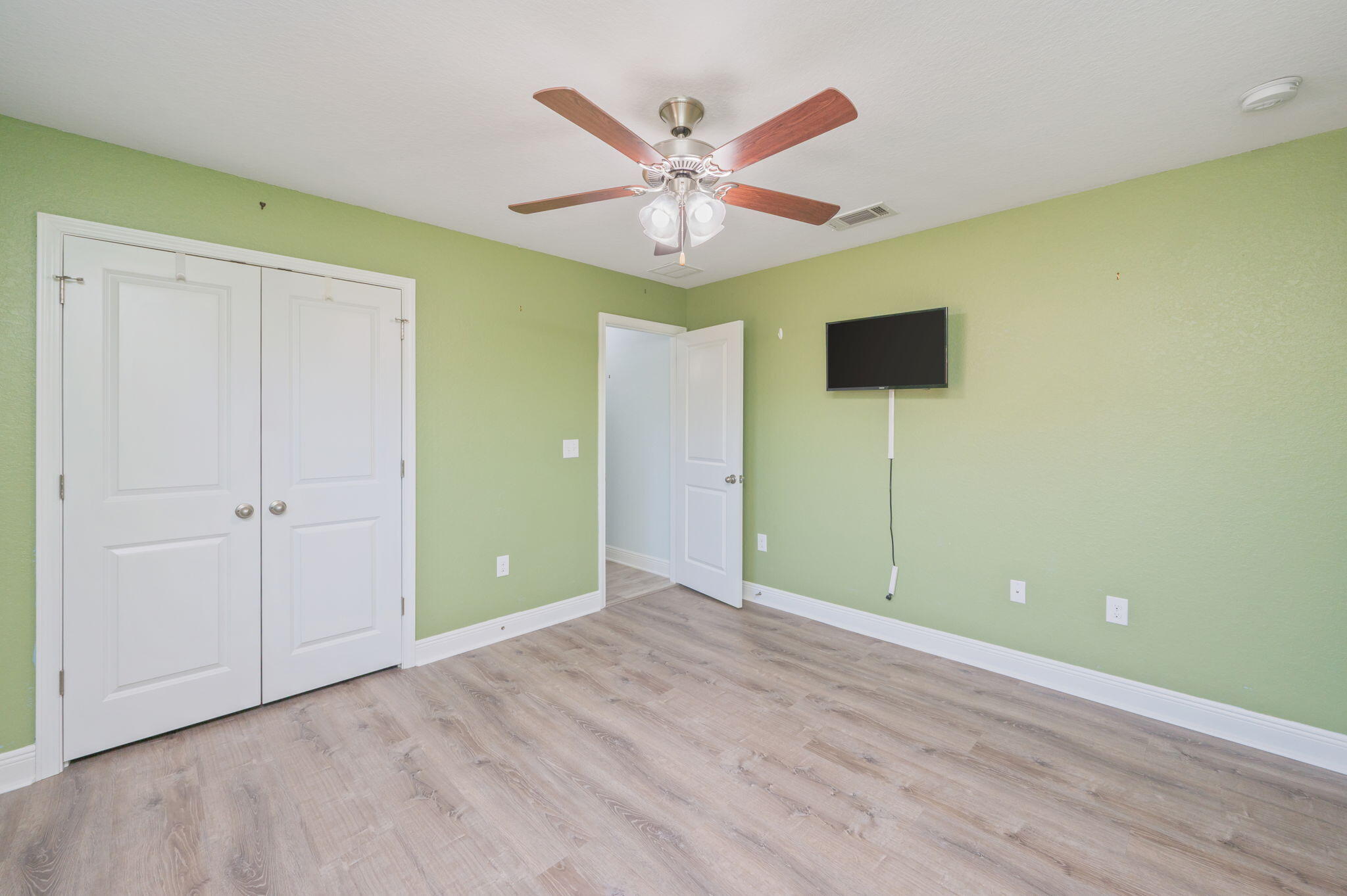 HOLLEY-CLIFF ESTATES - Residential