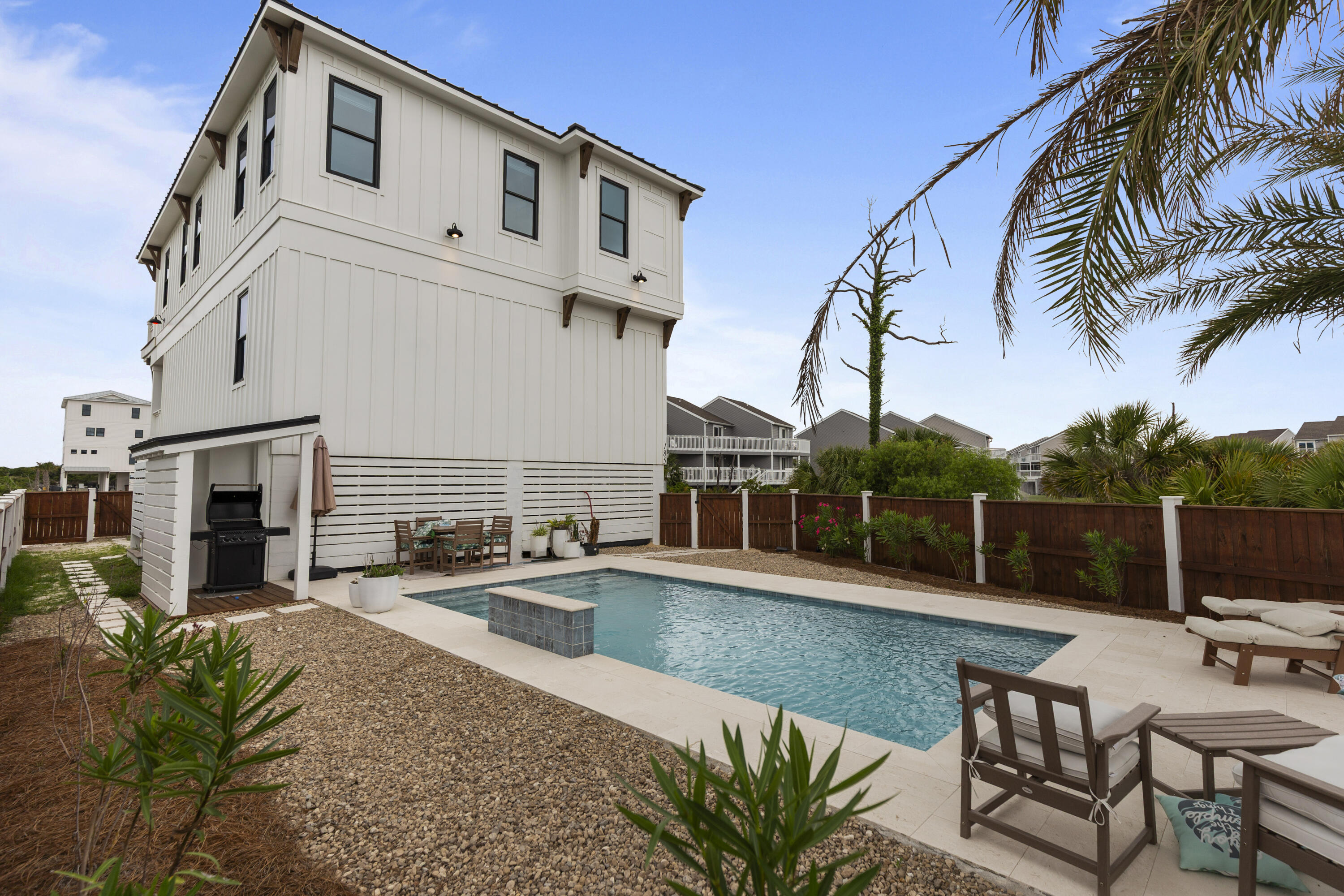NO RECORDED SUBDIVISION - Residential