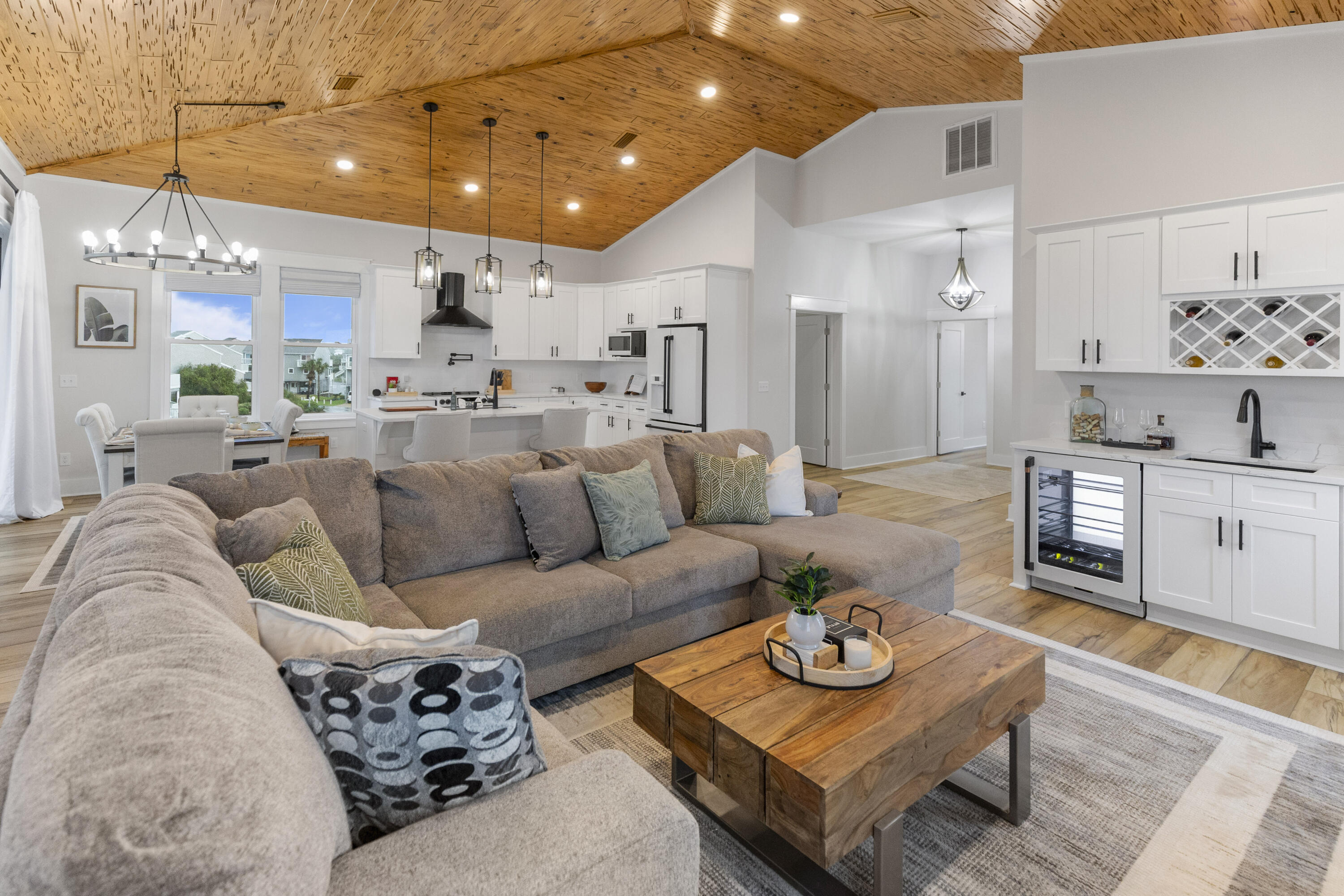 NO RECORDED SUBDIVISION - Residential