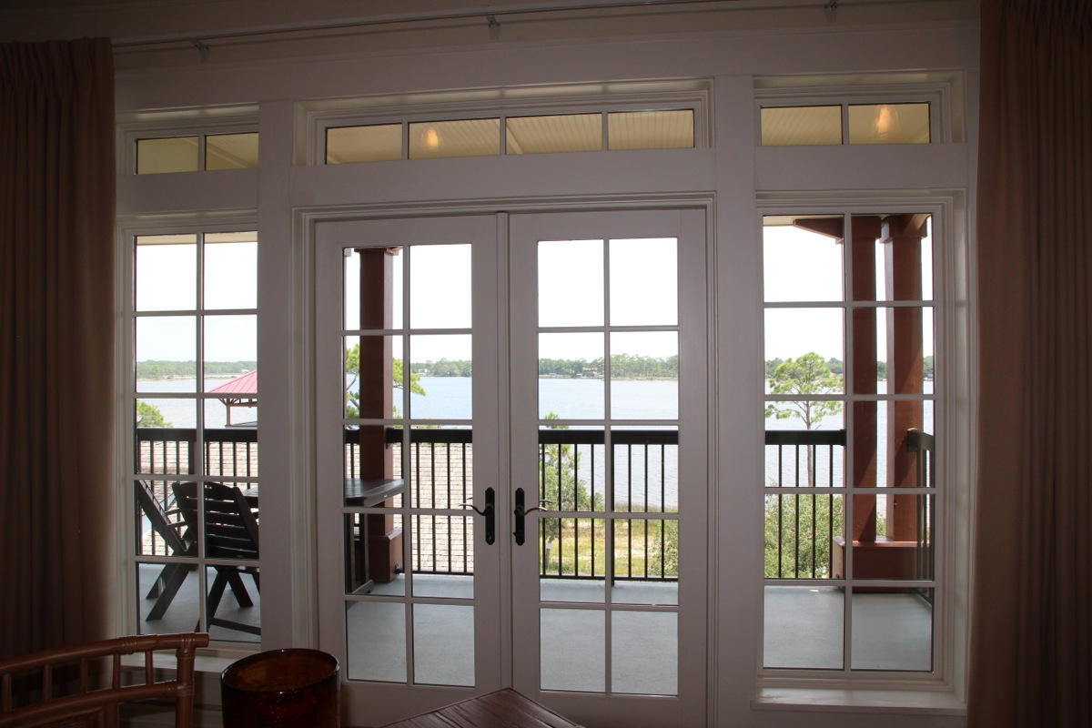 LAKESIDE LODGE AT PROSPECT POINT - Residential