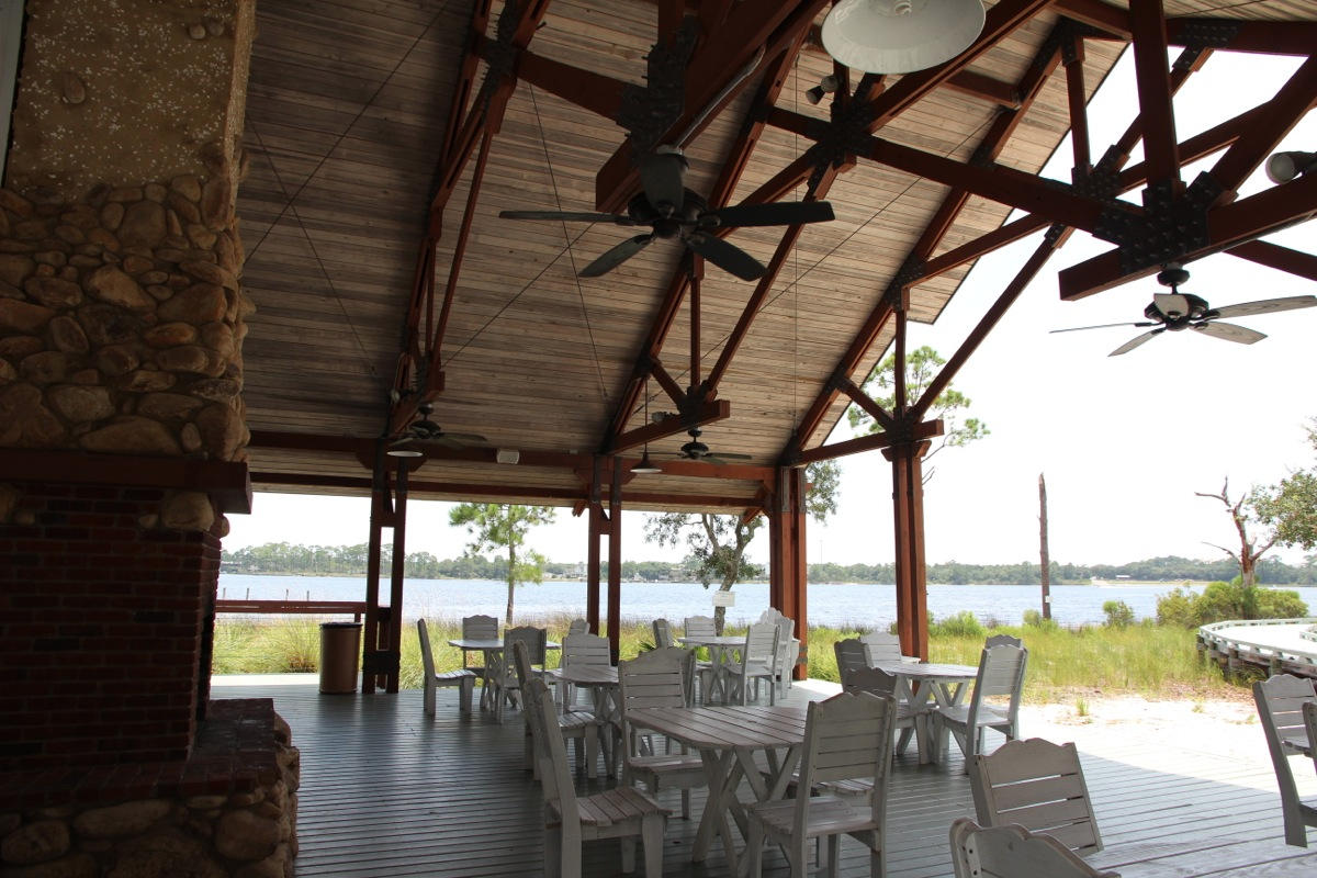 LAKESIDE LODGE AT PROSPECT POINT - Residential