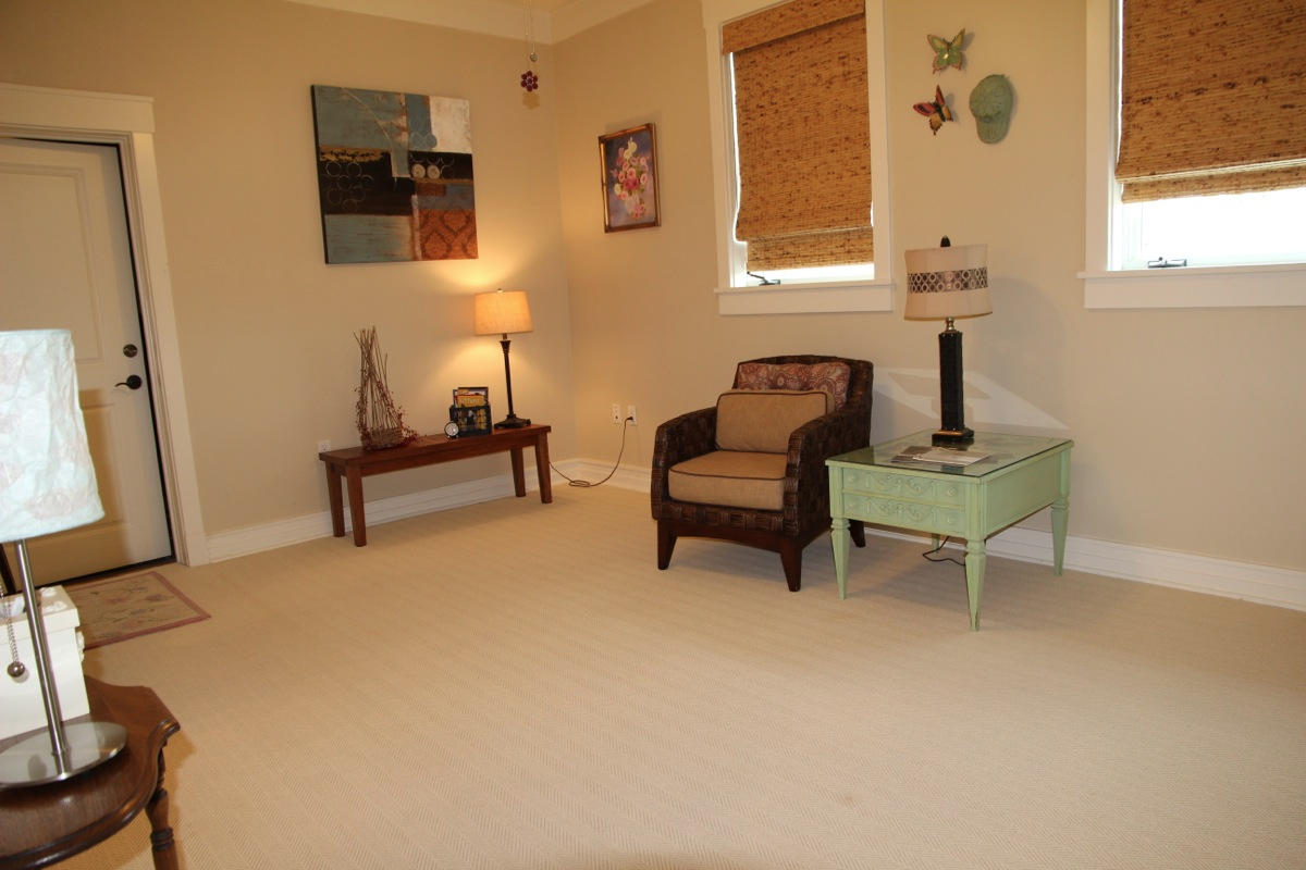 LAKESIDE LODGE AT PROSPECT POINT - Residential