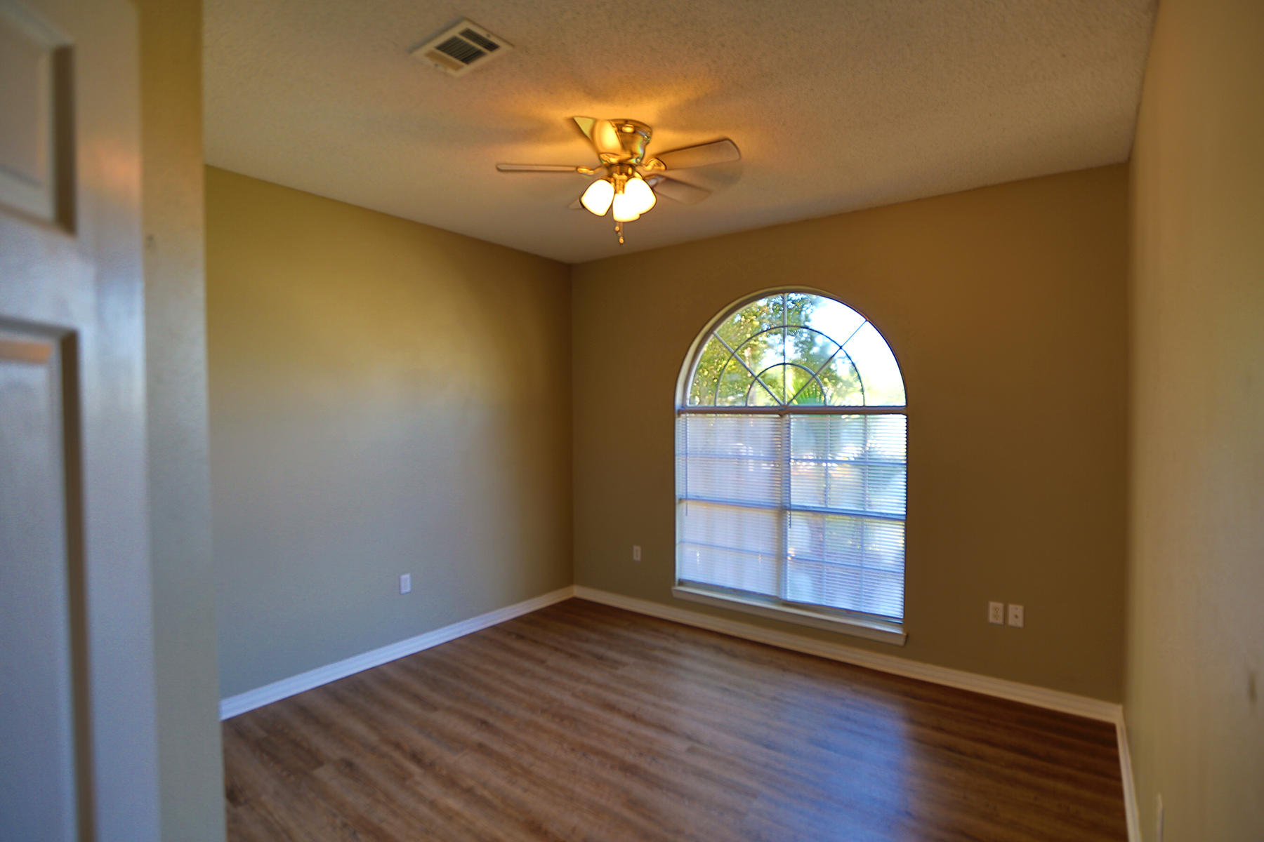 BAYSIDE PH 1 - Residential Lease