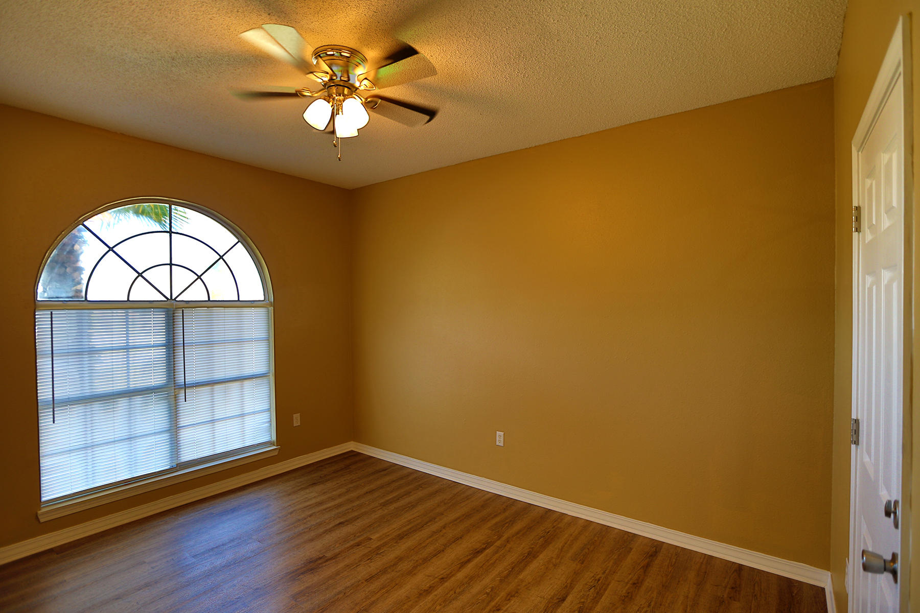 BAYSIDE PH 1 - Residential Lease