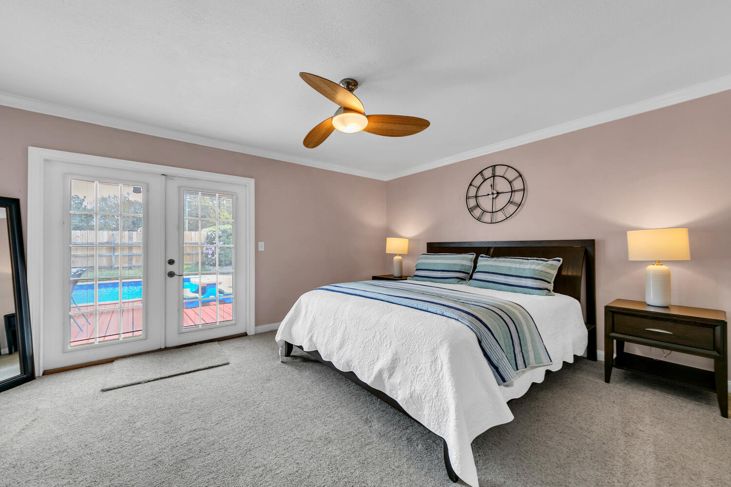 LAKEVIEW ESTATES - Residential