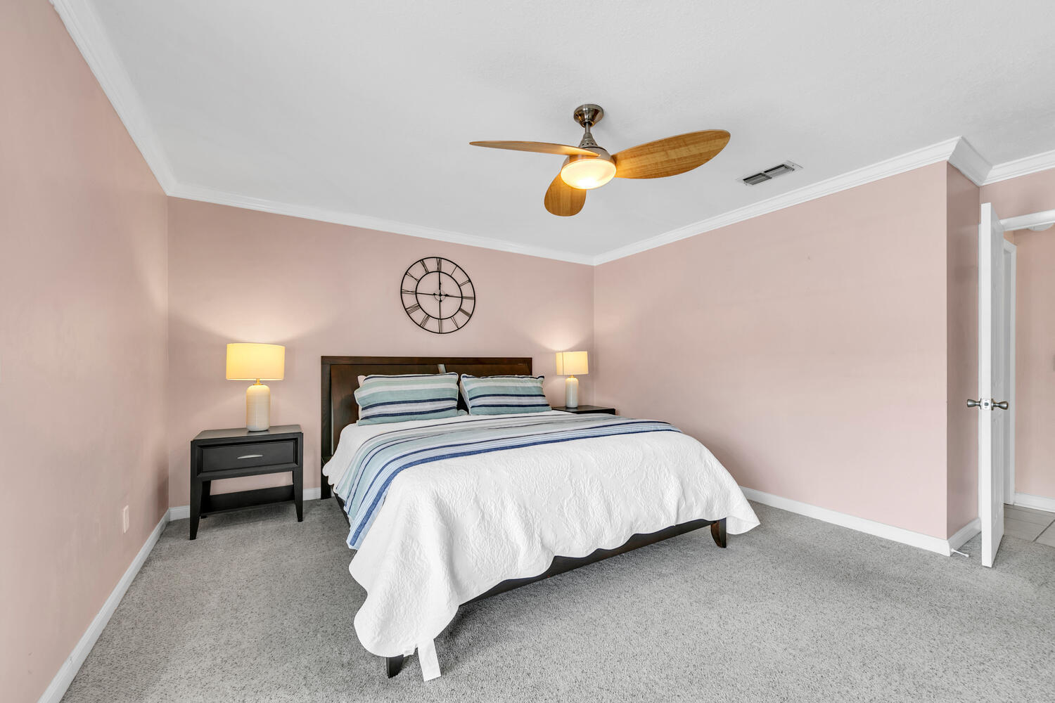 LAKEVIEW ESTATES - Residential