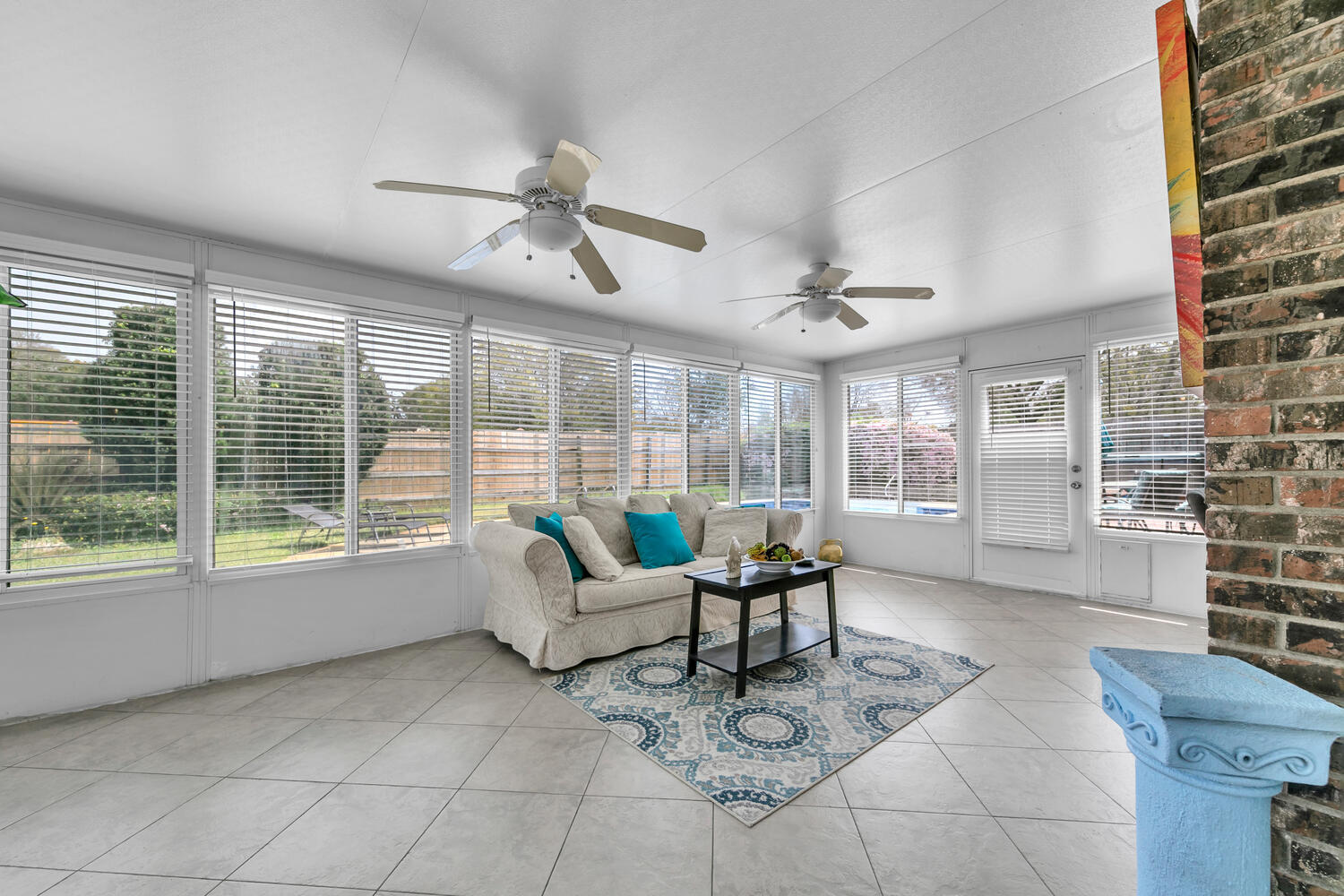 LAKEVIEW ESTATES - Residential