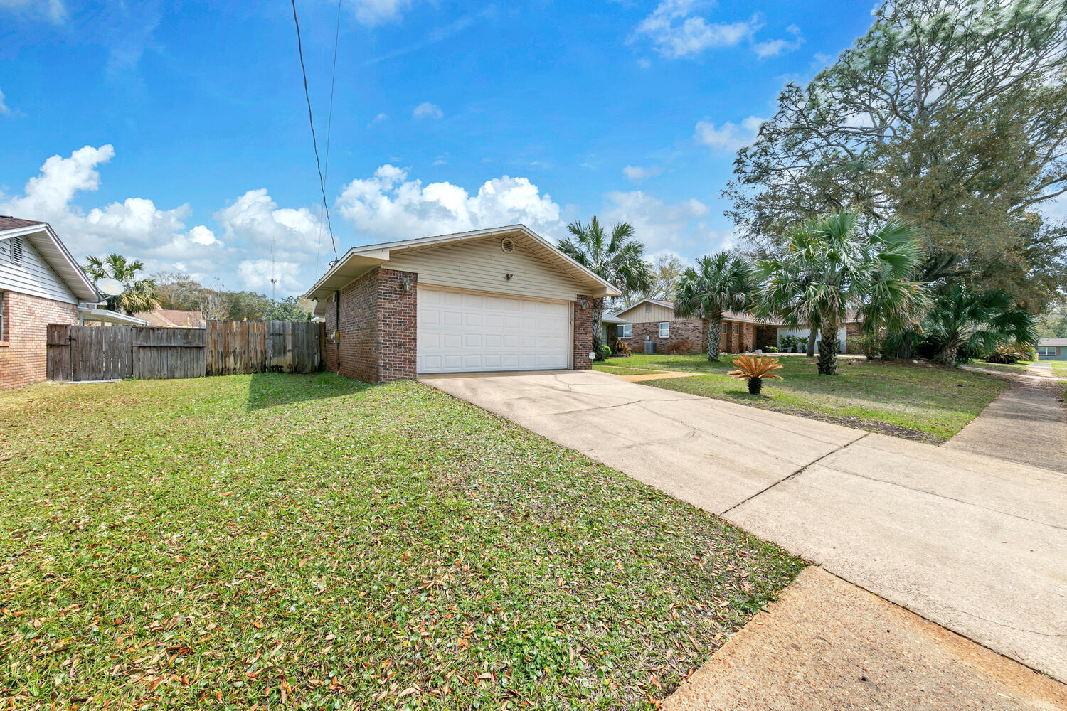 LAKEVIEW ESTATES - Residential
