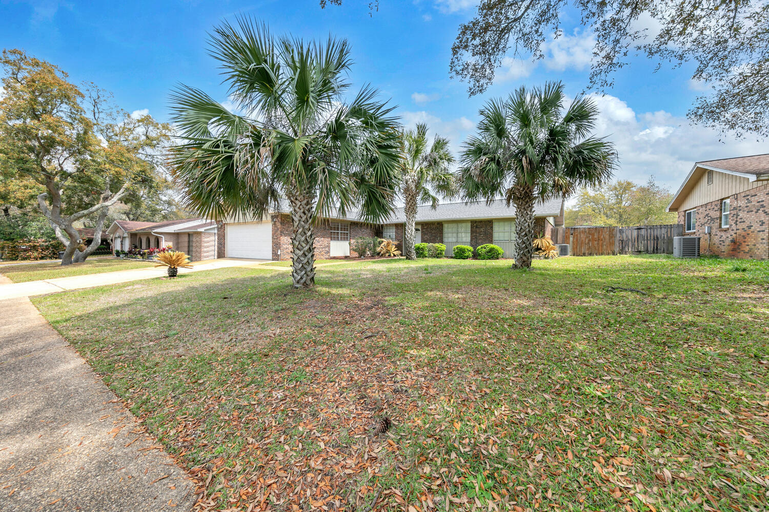 LAKEVIEW ESTATES - Residential