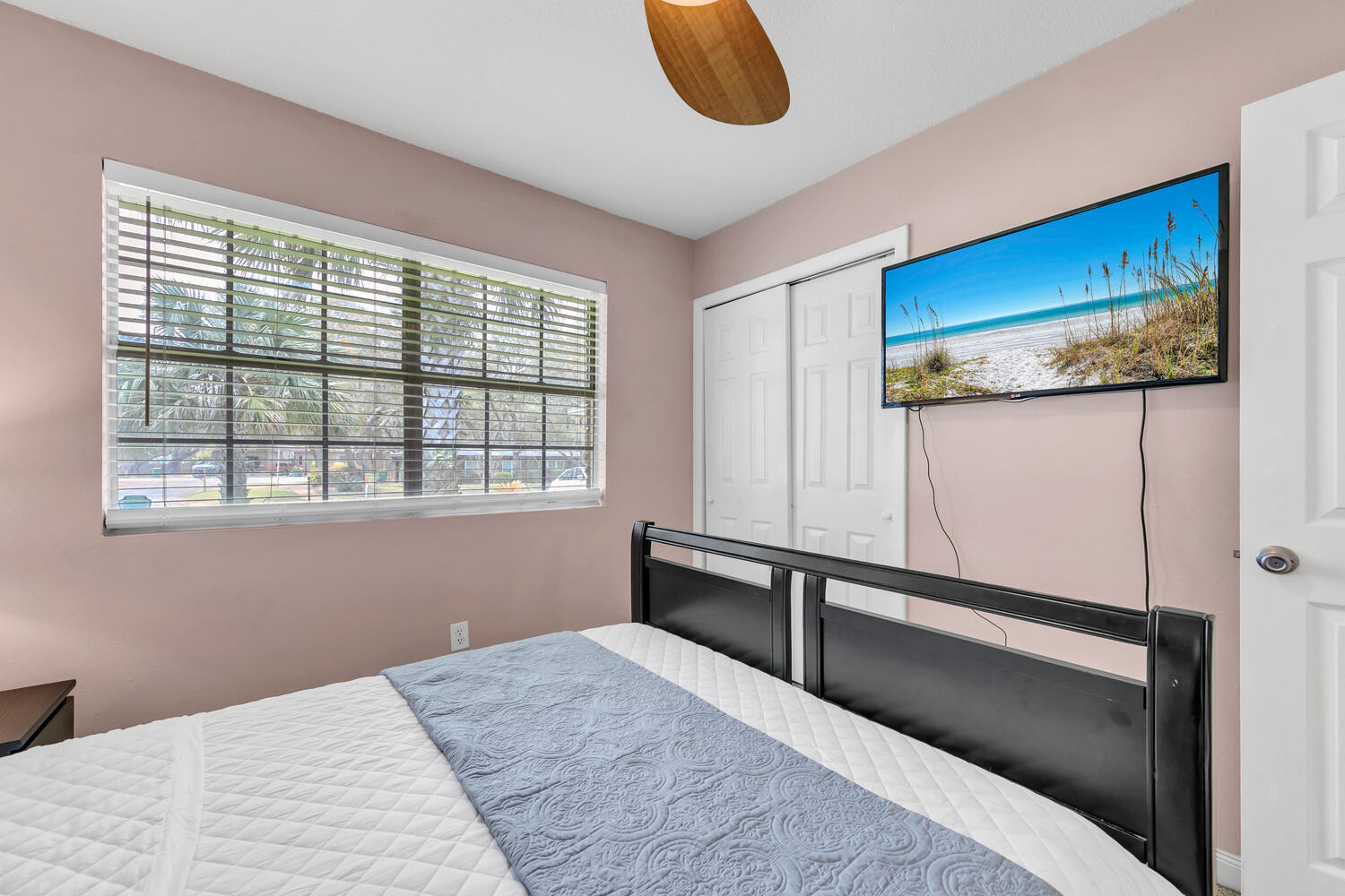 LAKEVIEW ESTATES - Residential