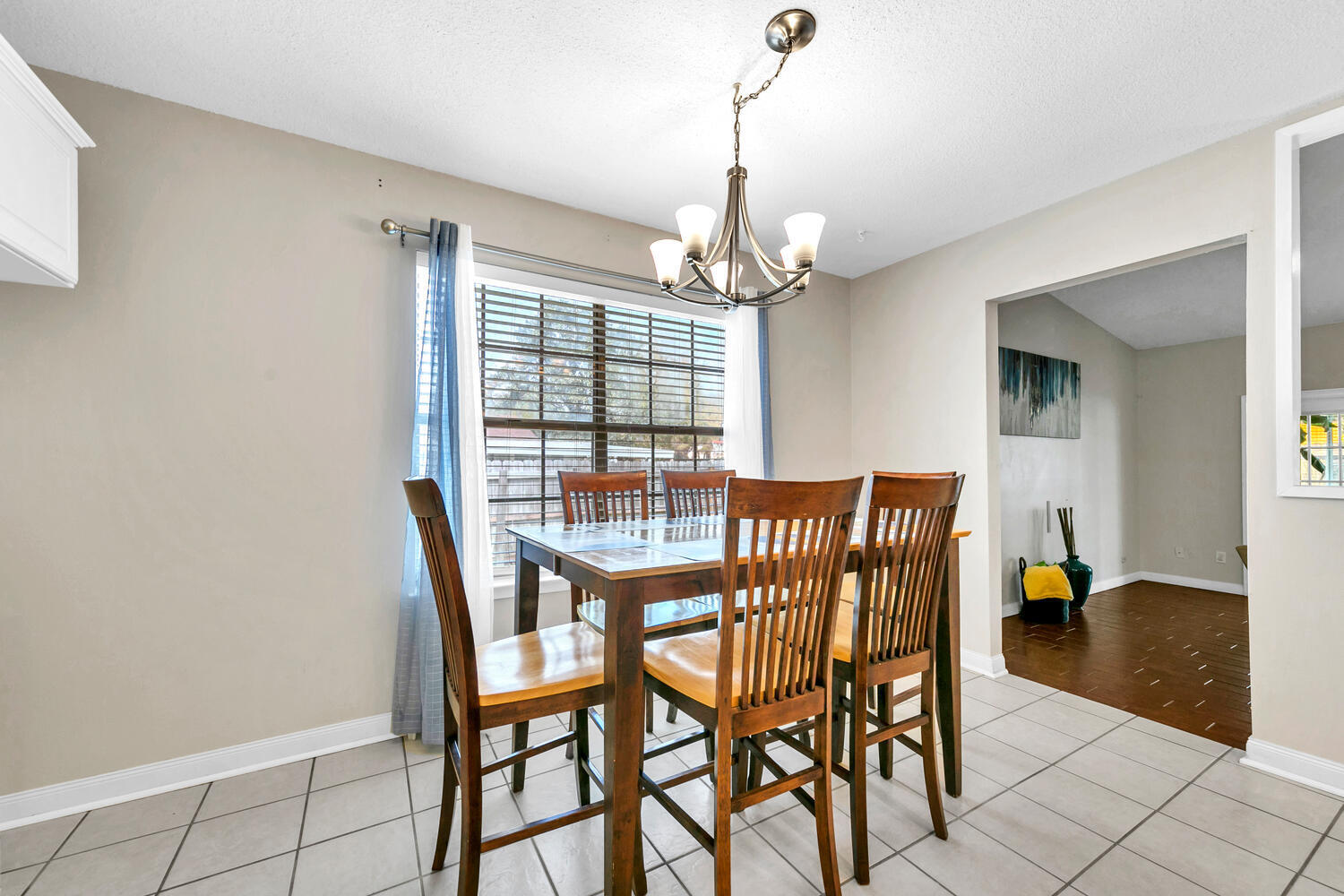 LAKEVIEW ESTATES - Residential