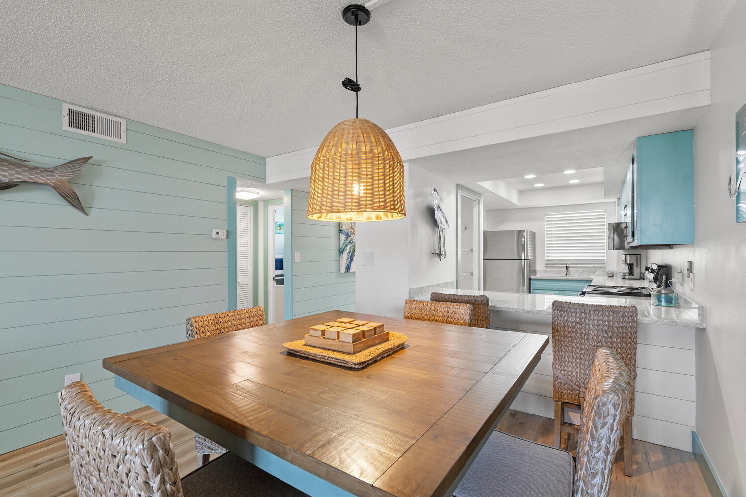 EL MATADOR CONDO - Residential