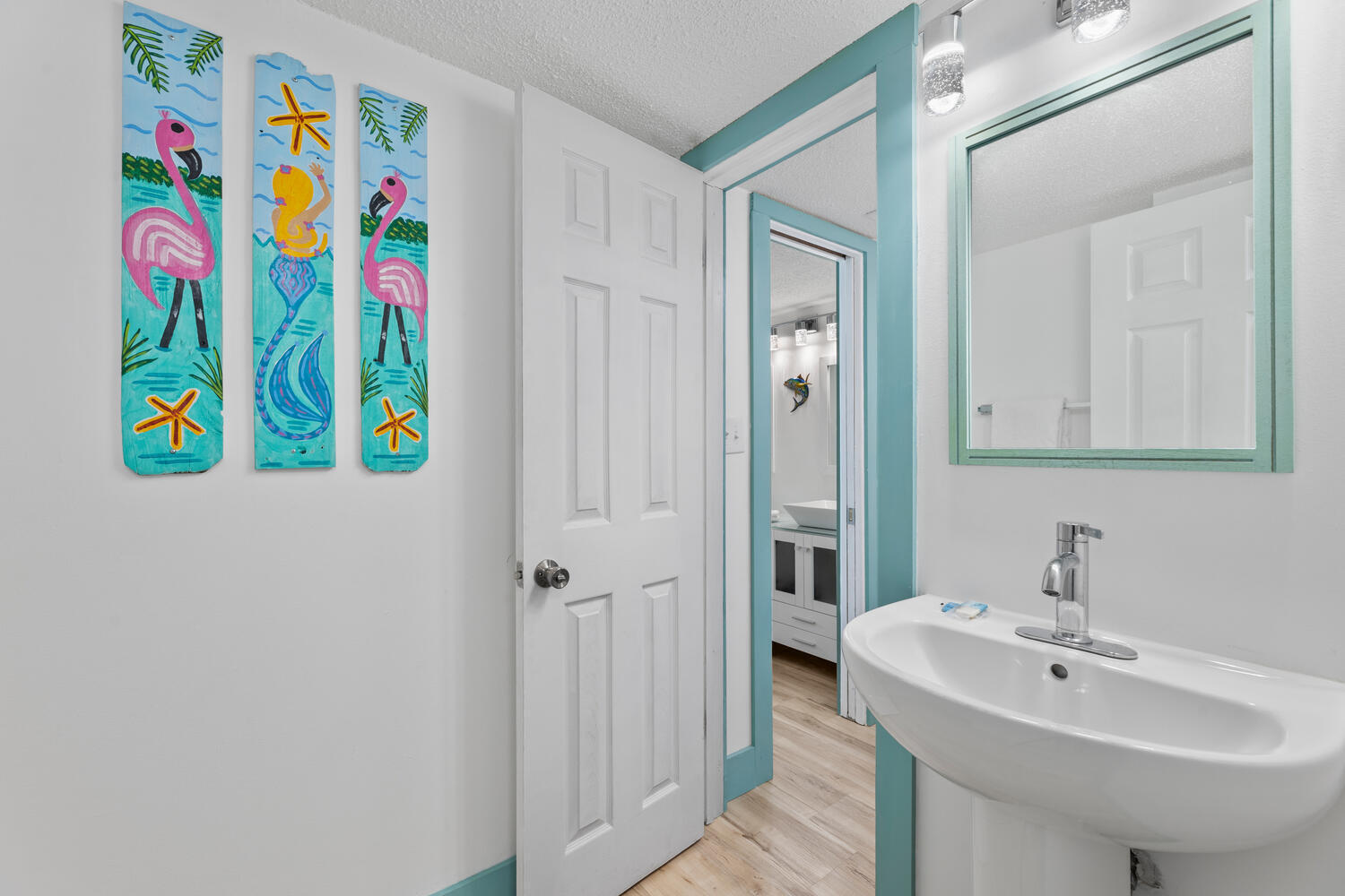 EL MATADOR CONDO - Residential