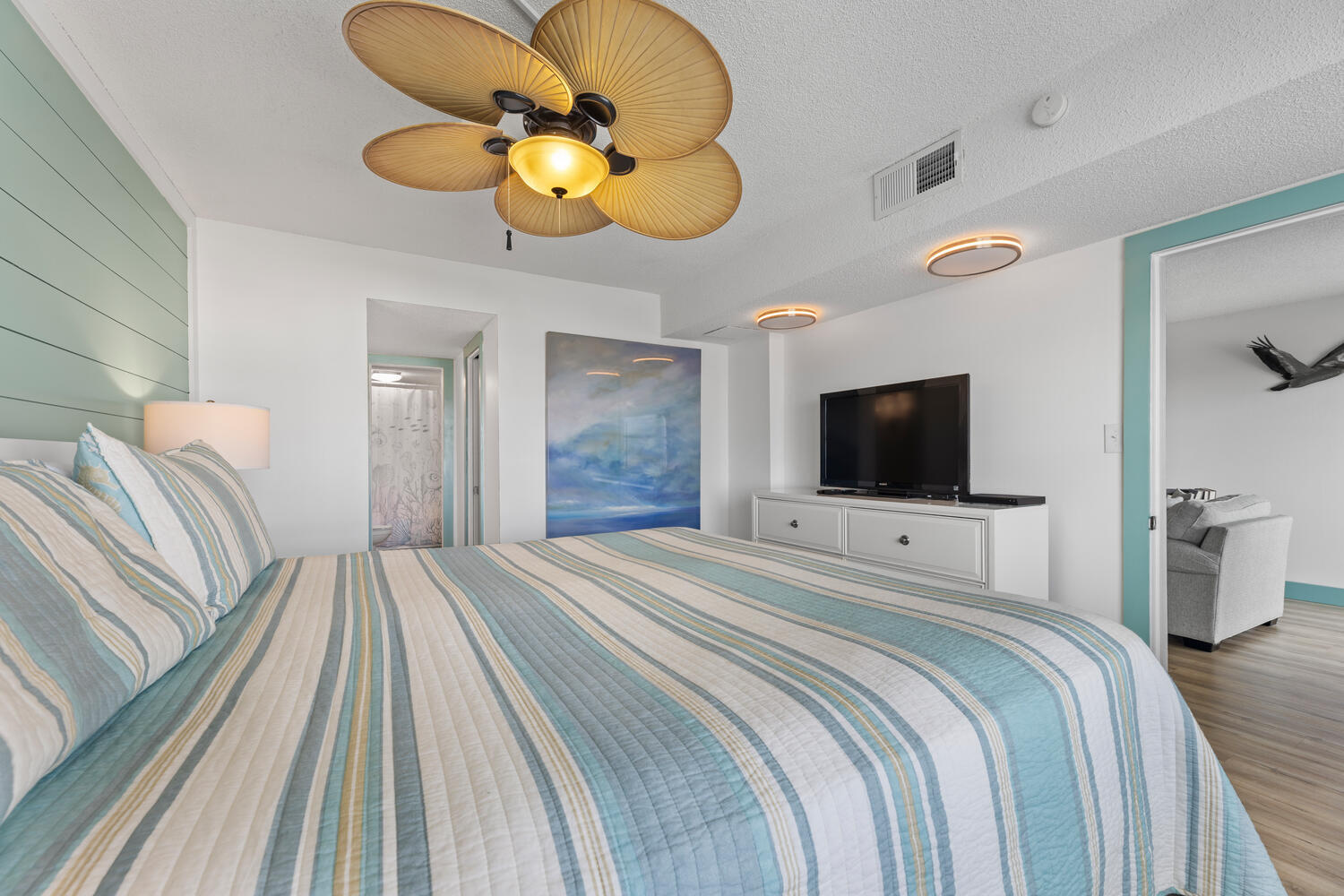 EL MATADOR CONDO - Residential