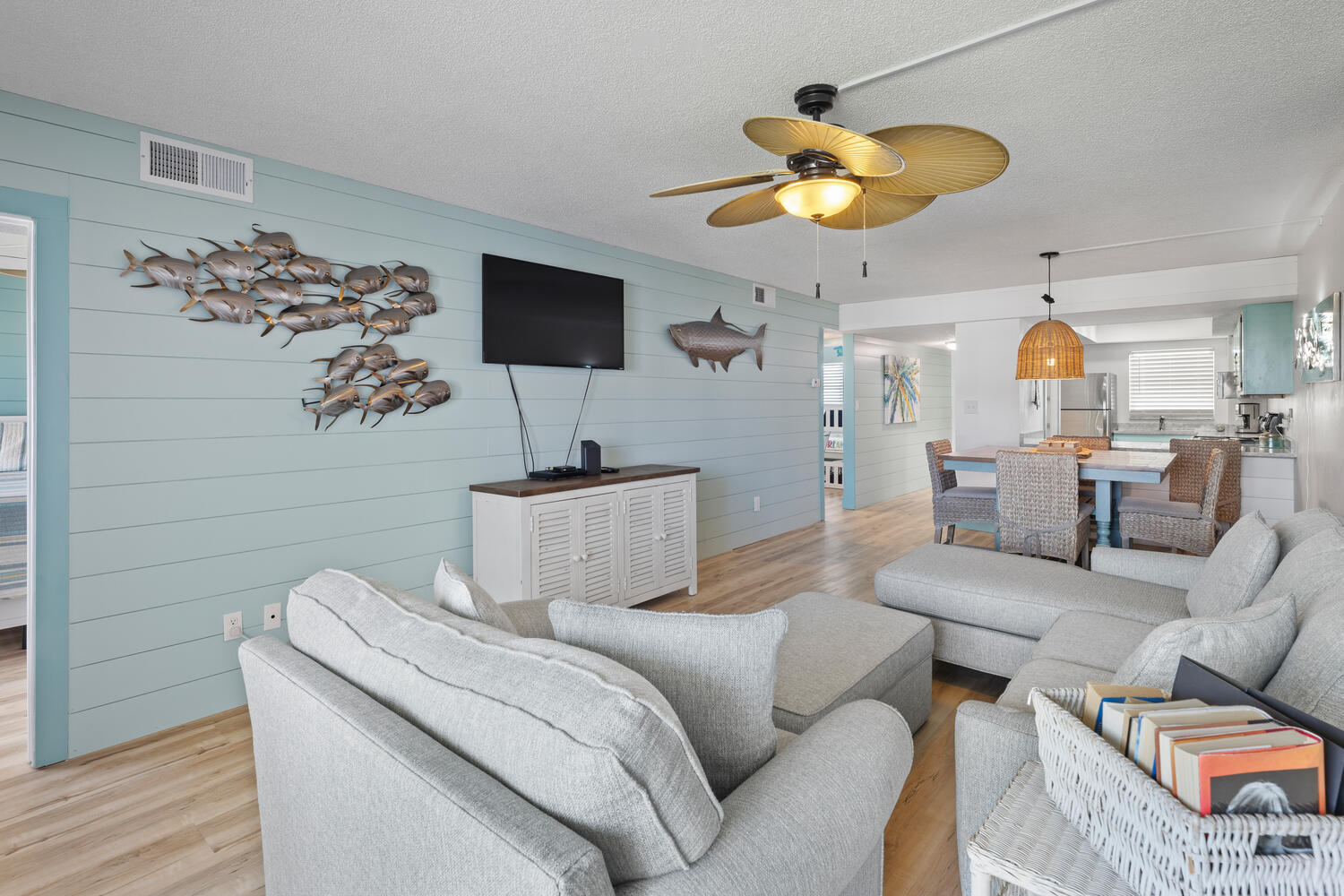 EL MATADOR CONDO - Residential