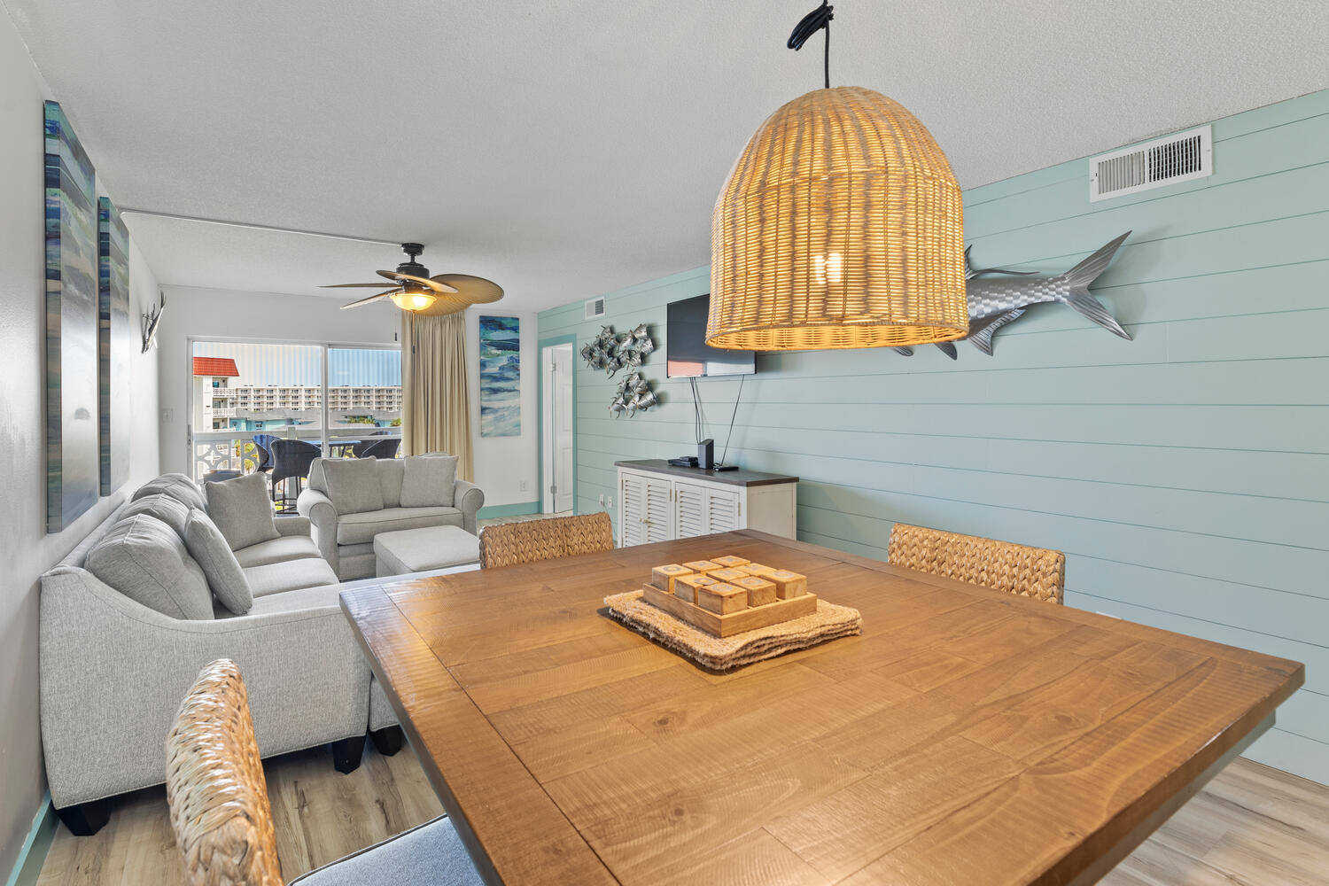 EL MATADOR CONDO - Residential